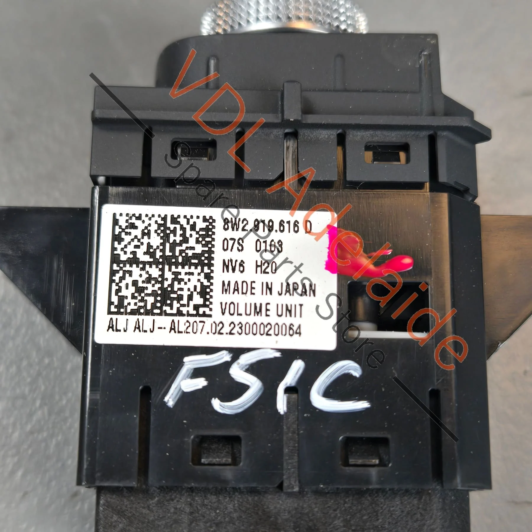 Genuine Audi A5 S5 RS5 B9 Radio Switch for Media Volume Control Centre Console Suit RHD 8W2919616D - Image 4