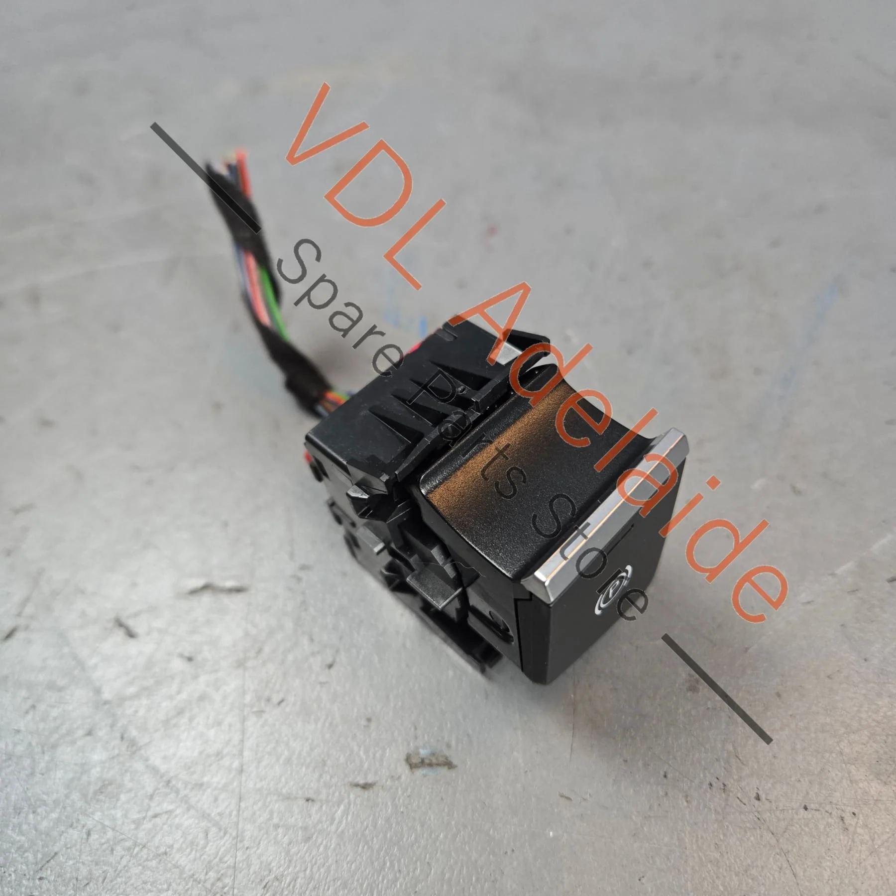 Audi A5 S5 RS5 Switch for EPB Electric Park Brake Handbrake 8W2927225D - Image 2