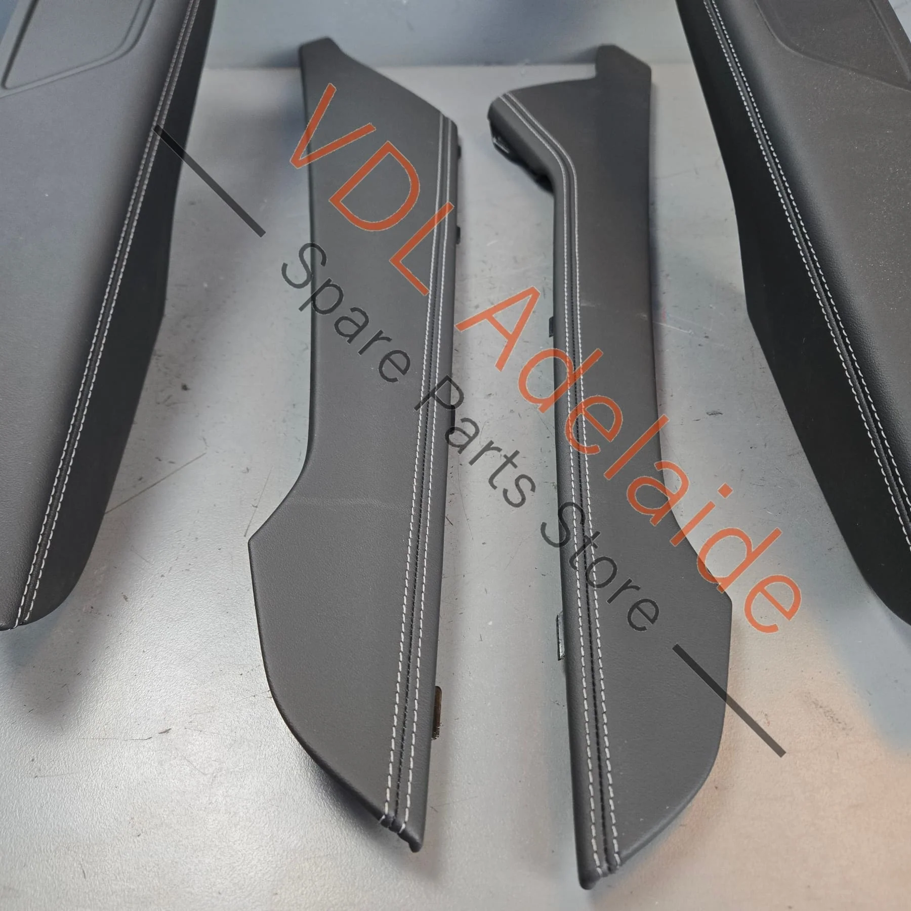 Audi A5 S5 RS5 Coupe Black Leather Upgrade White Stitch Centre Console and Door Handle Arm Rest Trim Set 8W2863305A KND 8W6867173A KND - Image 8