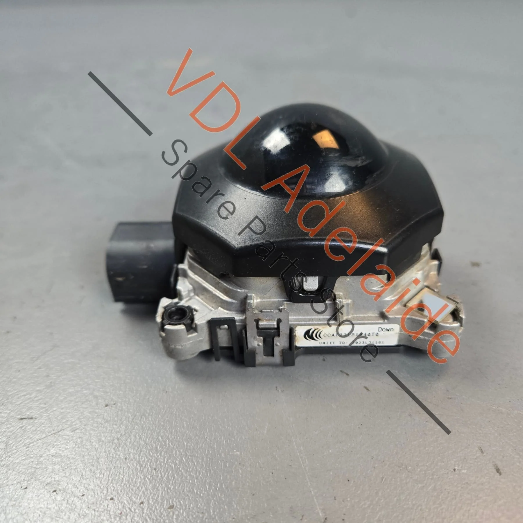 Audi A4 A5 S5 RS4 RS5 F5 B9 Front Right Side Distance Control Radar for Cruise Control Master 8W0907561J - Image 2
