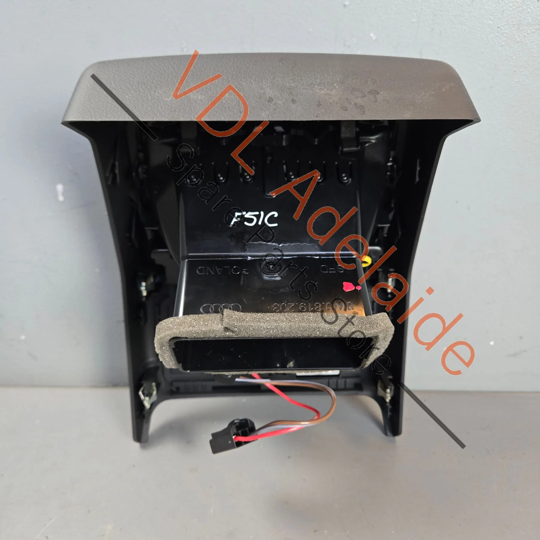 Audi A4 A5 B9 RHS Right Dashboard Air Vent for Air Conditioning 8W0820902B - Image 5