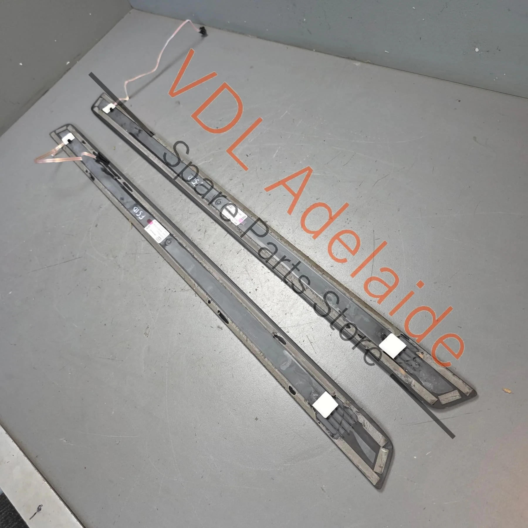 Audi RS5 F5 B9 Door Entry Sill Trim Strip Illuminated with Light Set Pair 8W6947417B9B9 8W6947418B9B9 - Image 5