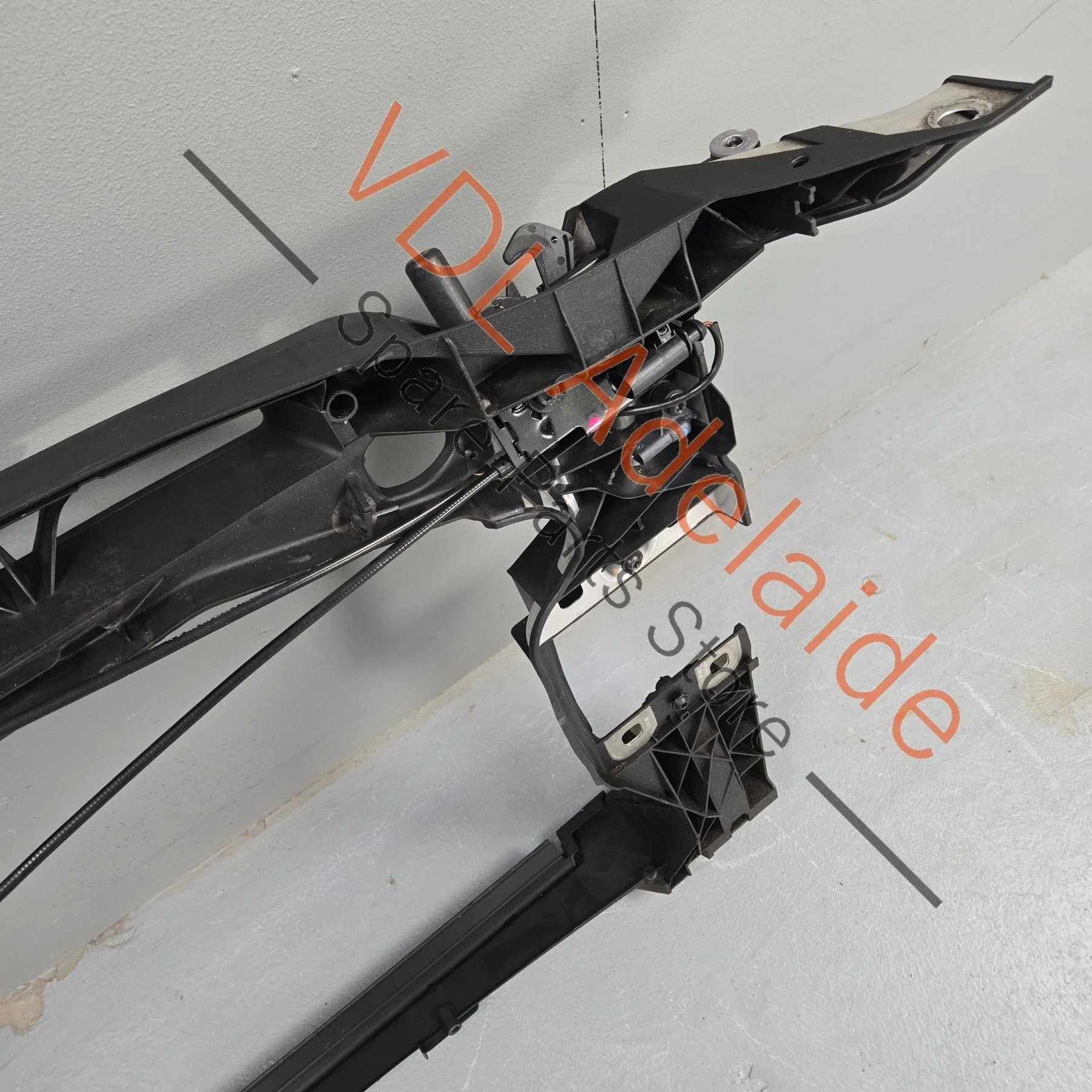 Audi A4 A5 S4 S5 RS4 RS5 F5 B9 Radiator Support Bracket Panel 8W0805594D - Image 4