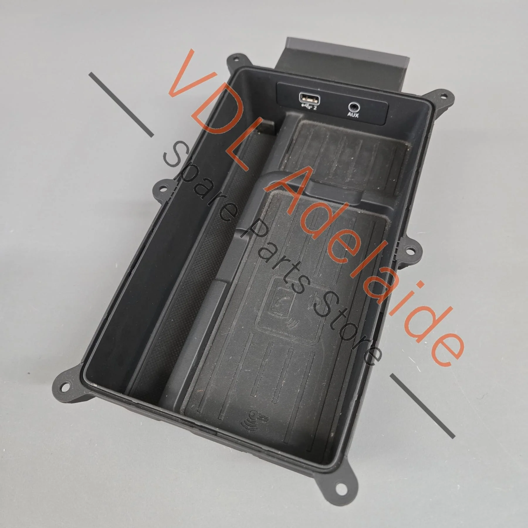 Audi RS5 F5 B9 Wireless Phone Charger in Centre Console 8W0864981D 8W0035708