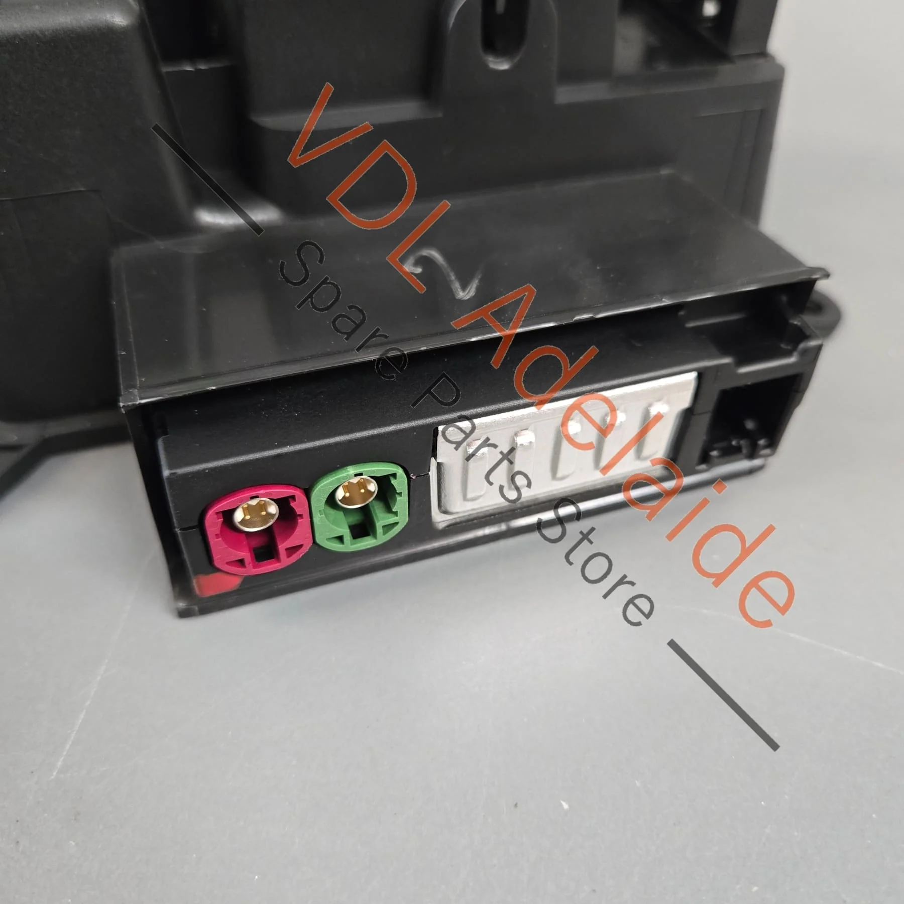 Audi RS5 F5 B9 Wireless Phone Charger in Centre Console 8W0864981D 8W0035708 - Image 6