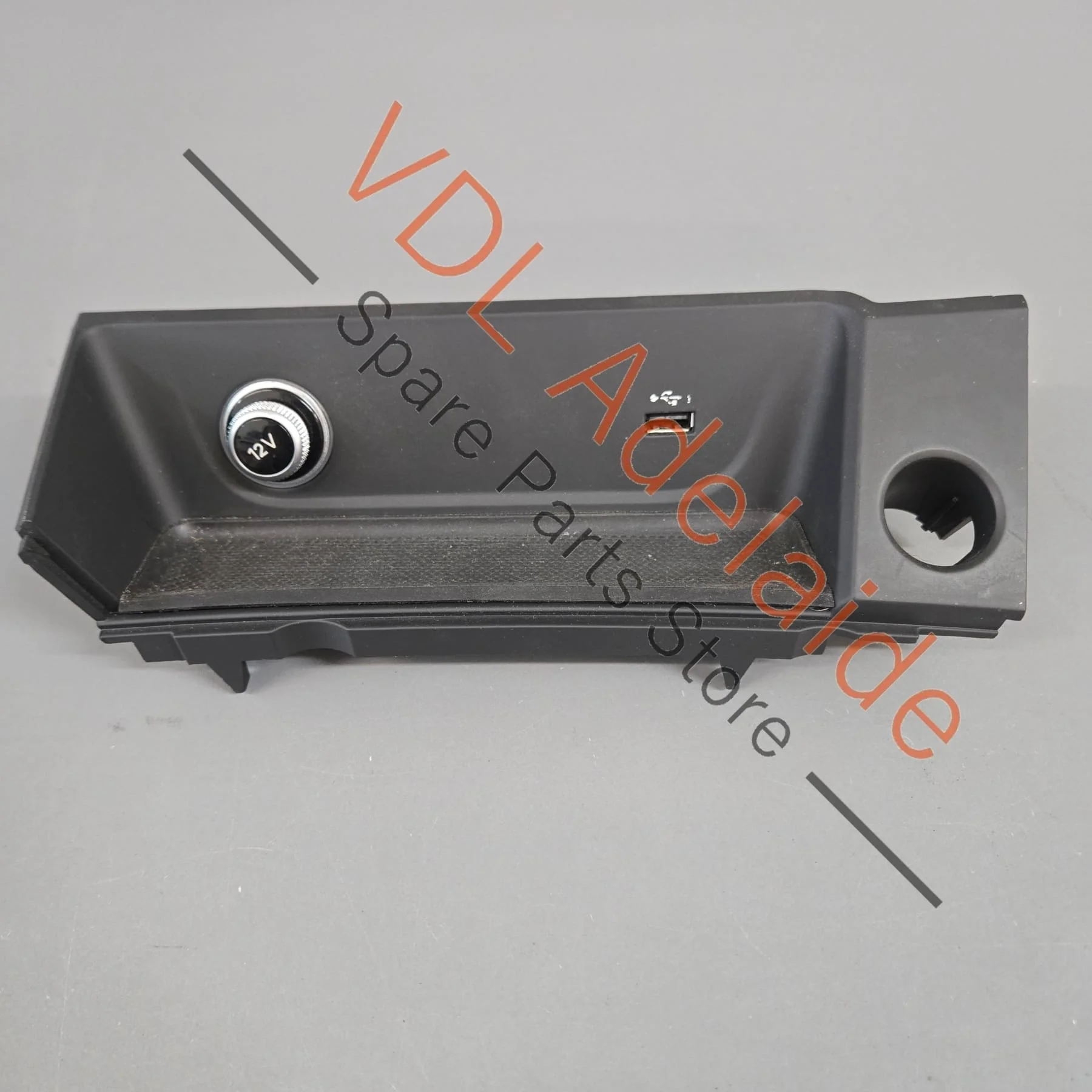 Audi RS5 F5 B9 F5 Centre Console Storage Compartment for RHD with USB Jack 8W2864131B