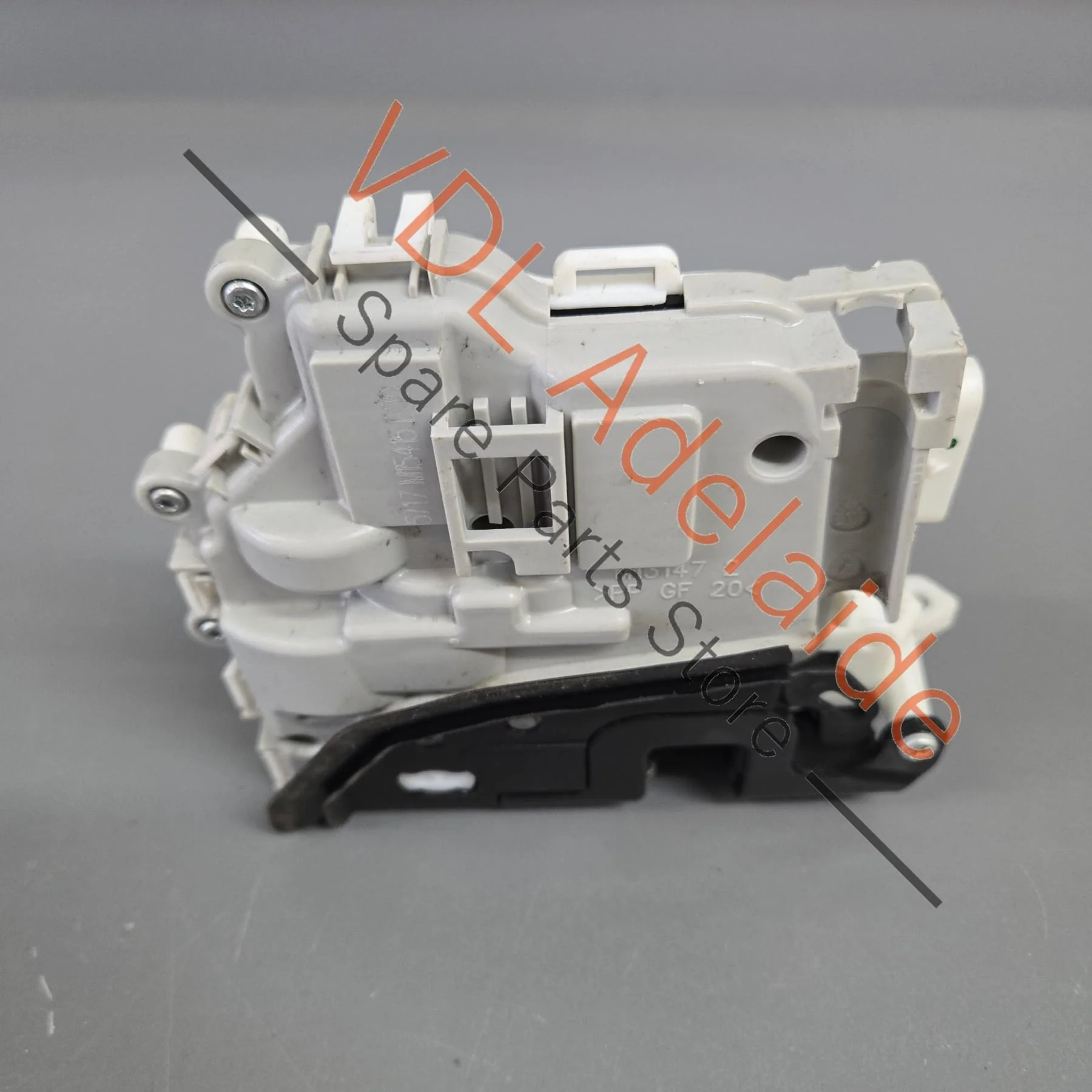 Audi VW Door Lock Left 8X2837015B - Image 3