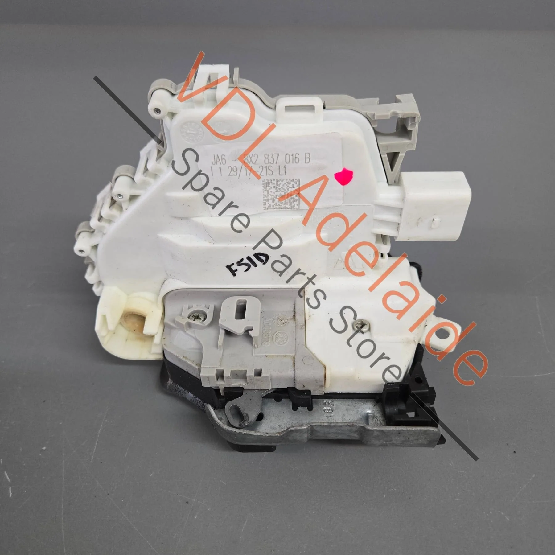 Audi VW Door Lock Right 8X2837016B
