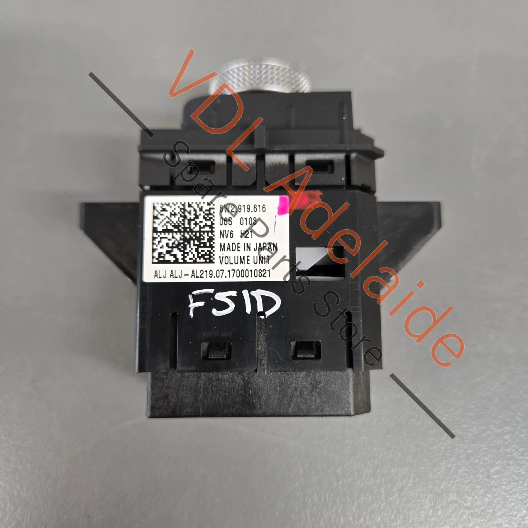 Audi A4 S4 RS4 B9 Radio Volume Control Switch for Media Centre Console Suit RHD 8W2919616 - Image 3