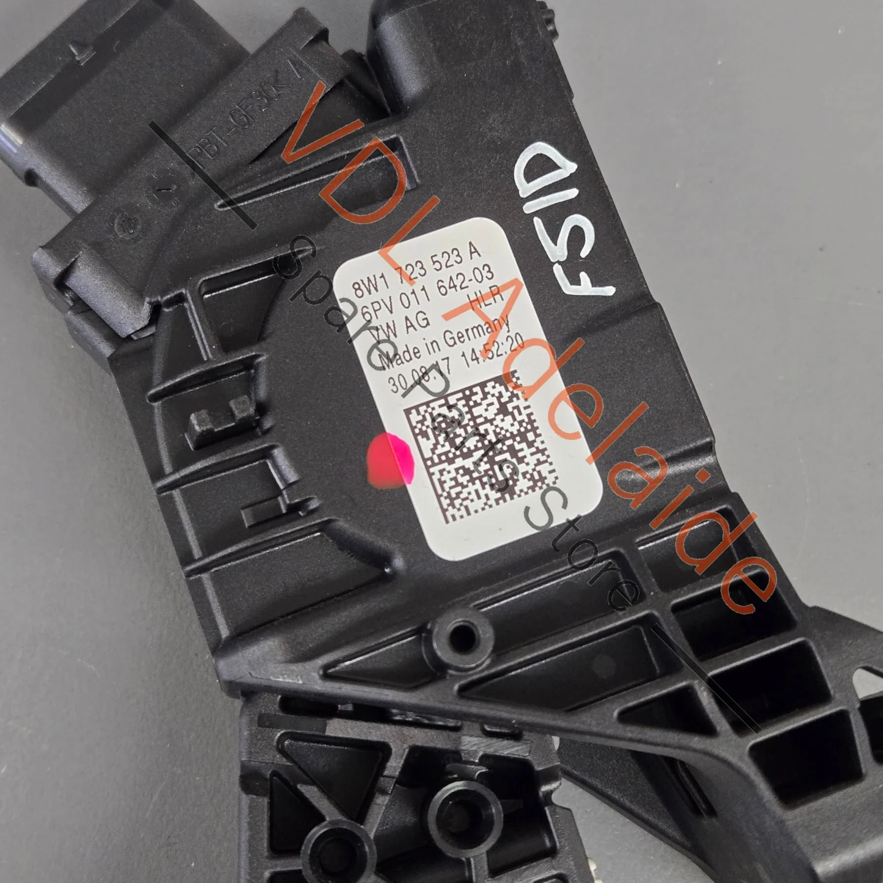 Audi A4 S4 RS4 Accelerator Pedal Throttle for RHD models 8W1723523 8W1723523A - Image 3