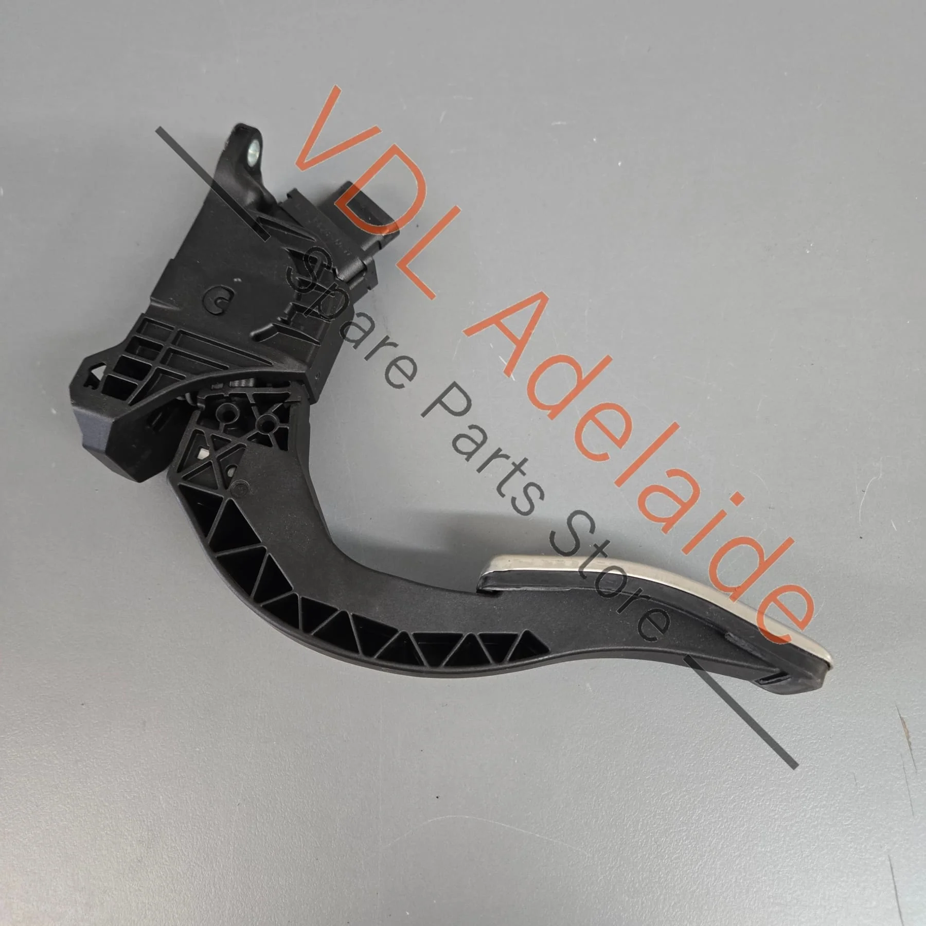 Audi A4 S4 RS4 Accelerator Pedal Throttle for RHD models 8W1723523 8W1723523A - Image 4