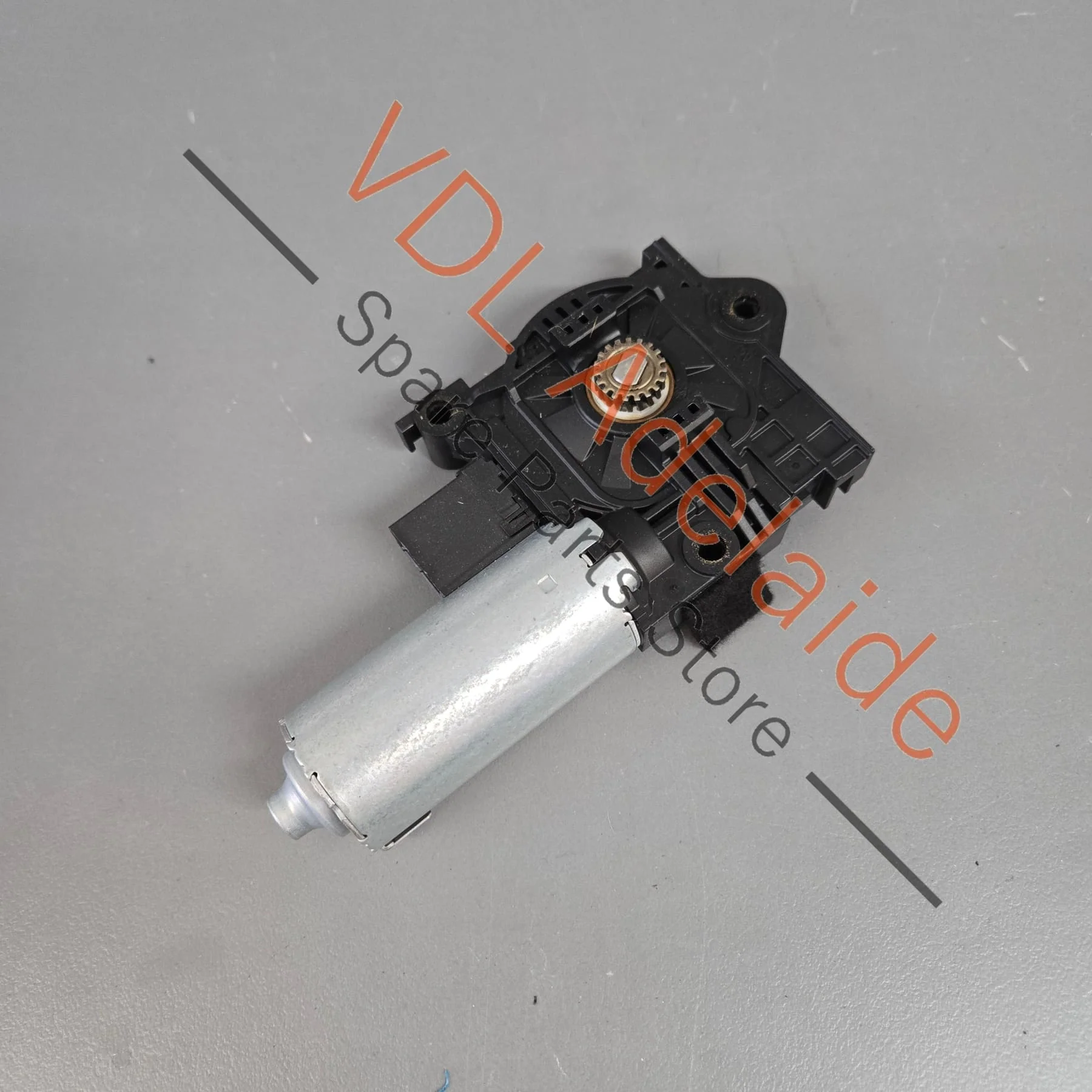 Audi Sunroof Control Slide Motor 4M0959591 - Image 4