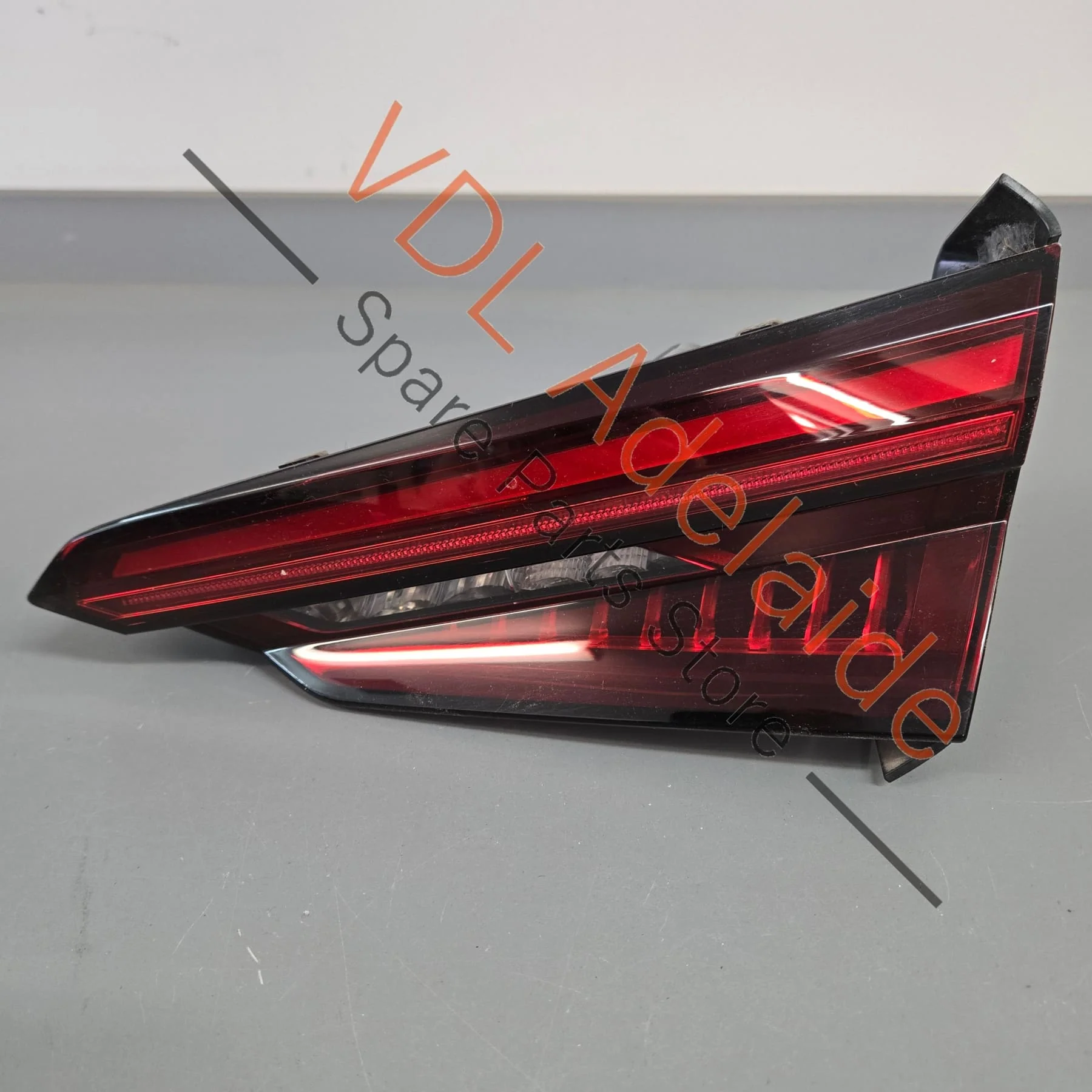 Audi RS5 Rear Right Inner Tail Lamp Light LED 8W6945094J 8W6945094P
