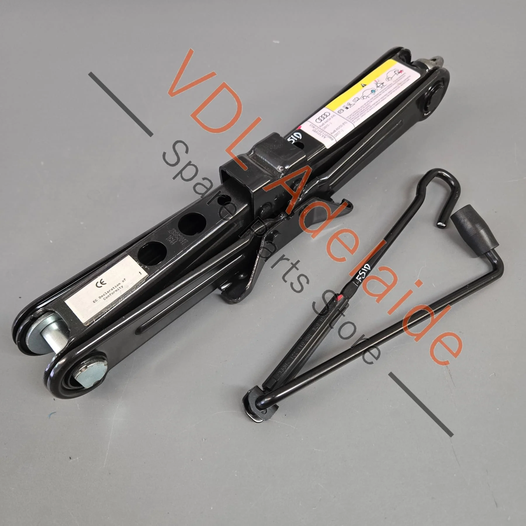 Original Audi A4 S4 Emergency Car Jack & Winder Tool Set for Flat Tyre 8W0011031D 8W0011031F