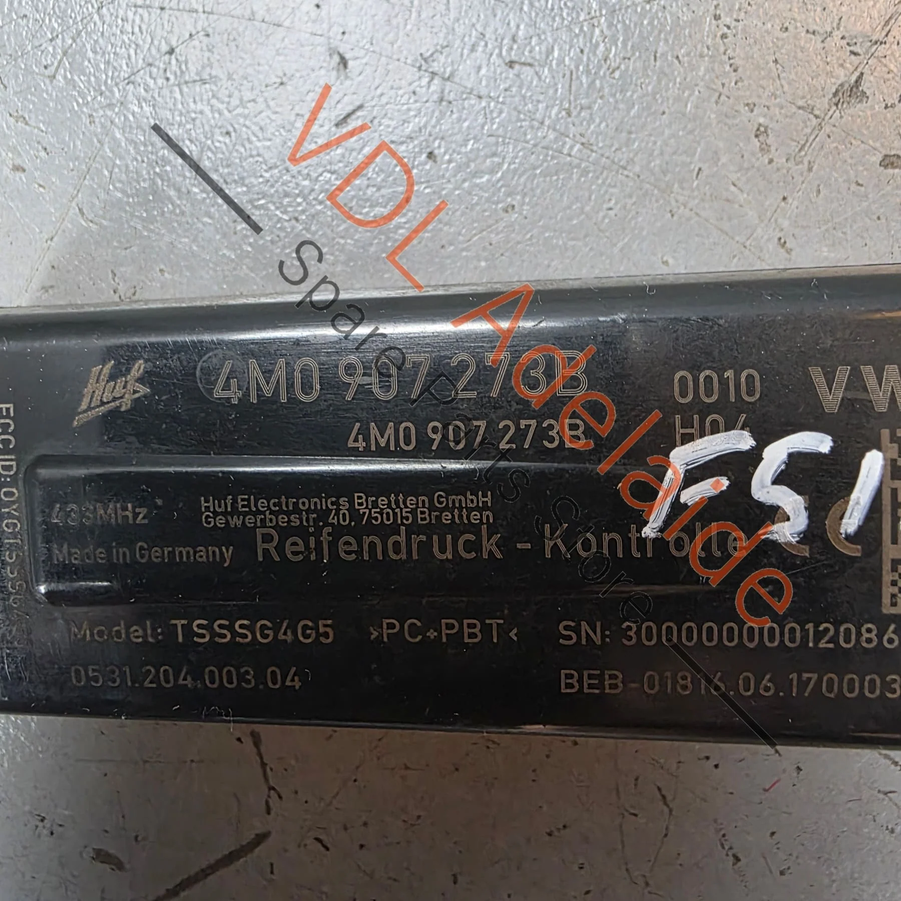 Audi Tyre Pressure Monitoring Control Unit Module 4M0907273B - Image 2