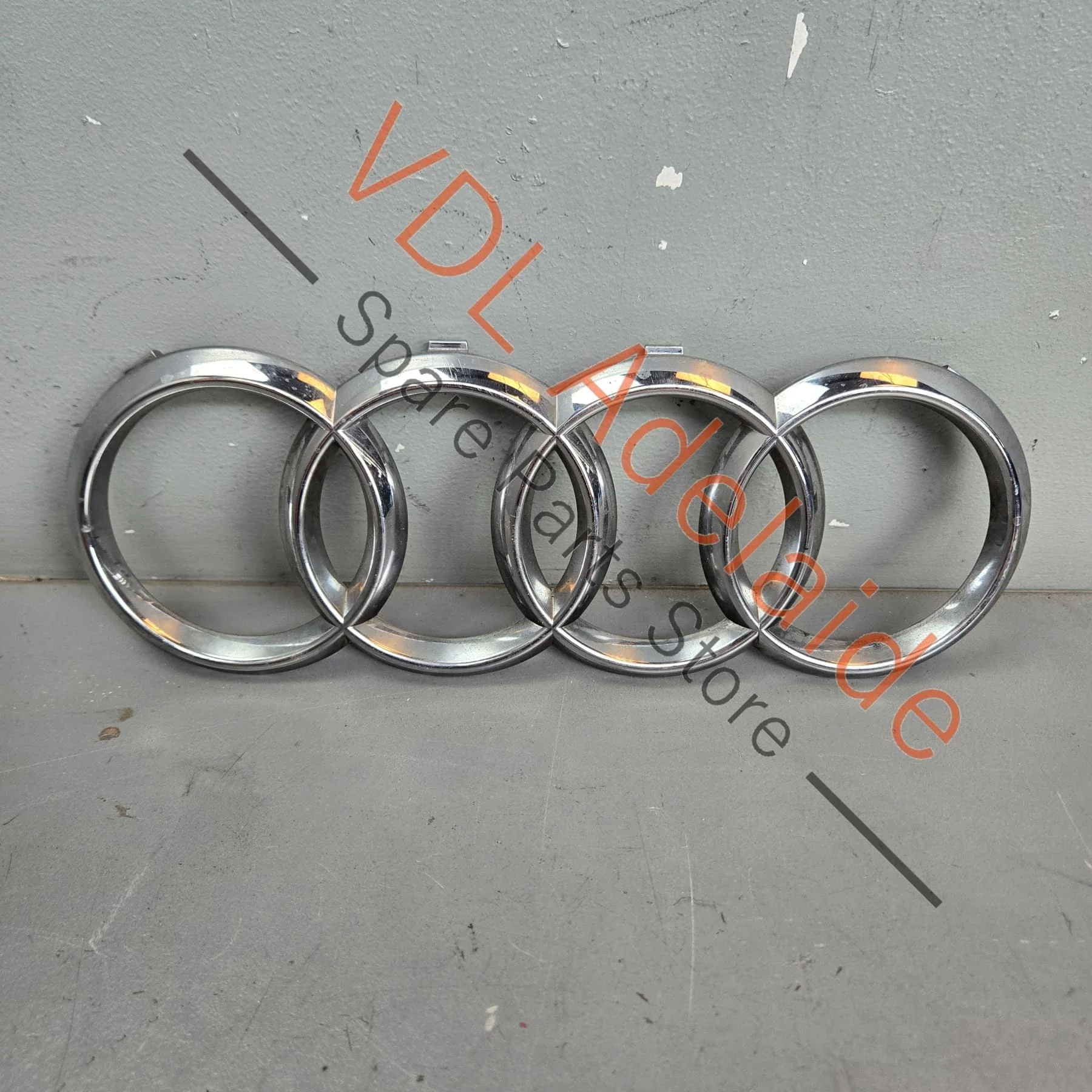 Audi RS5 Front Grille Badge Audi Rings 8T0853605 2ZZ