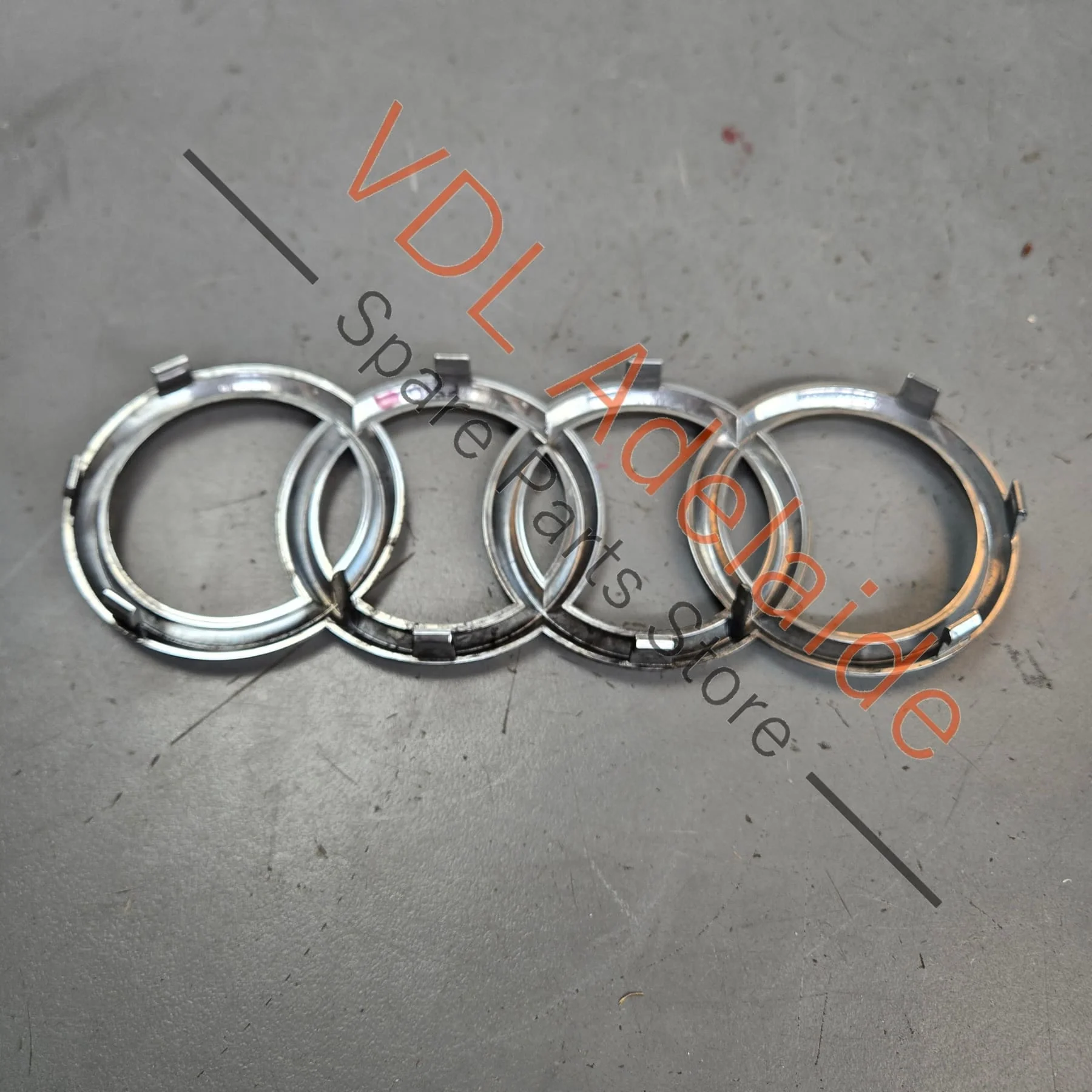 Audi RS5 Front Grille Badge Audi Rings 8T0853605 2ZZ - Image 3