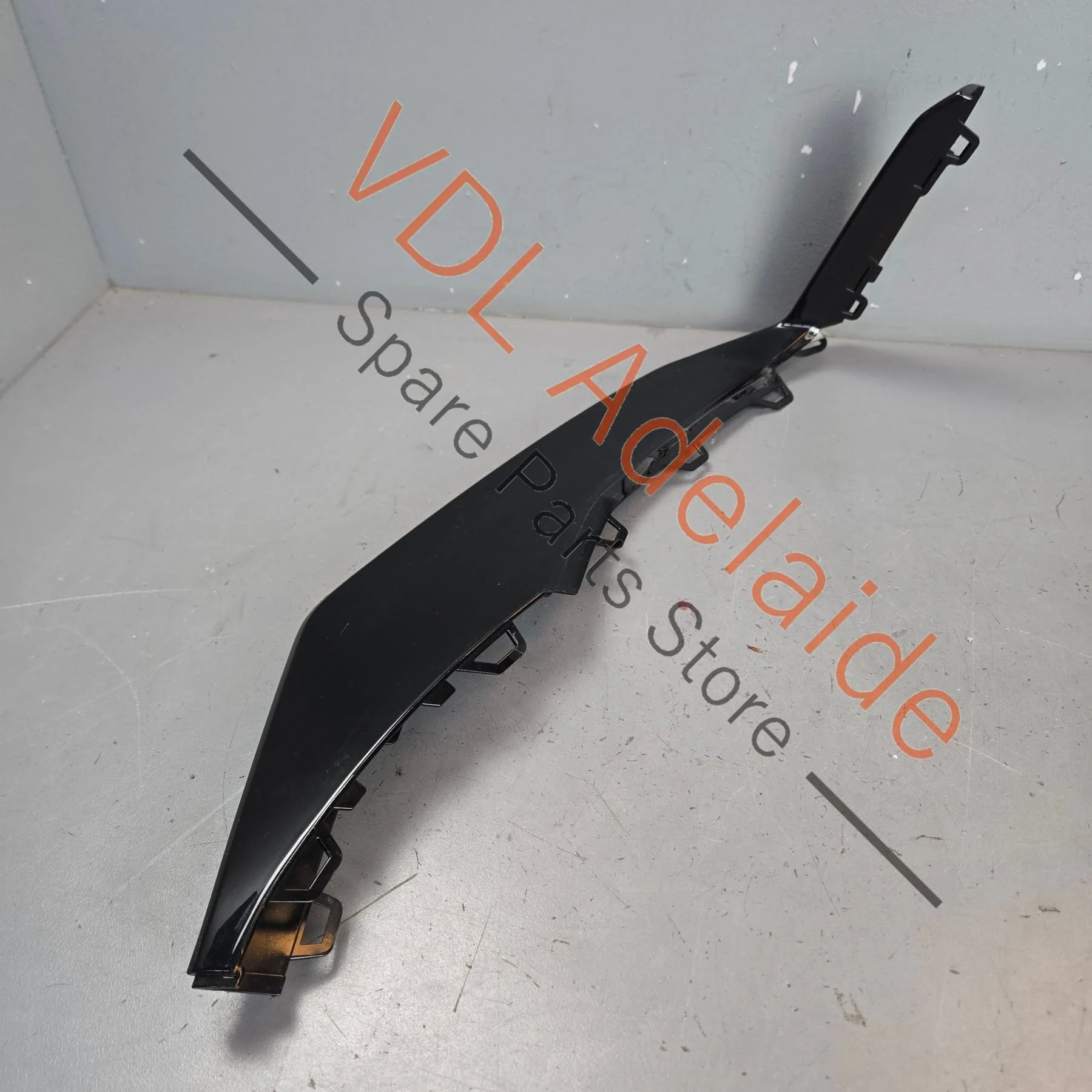 Audi RS5 B9 Front Right Bumper Trim Black Gloss 8W6807062 T94 - Image 7