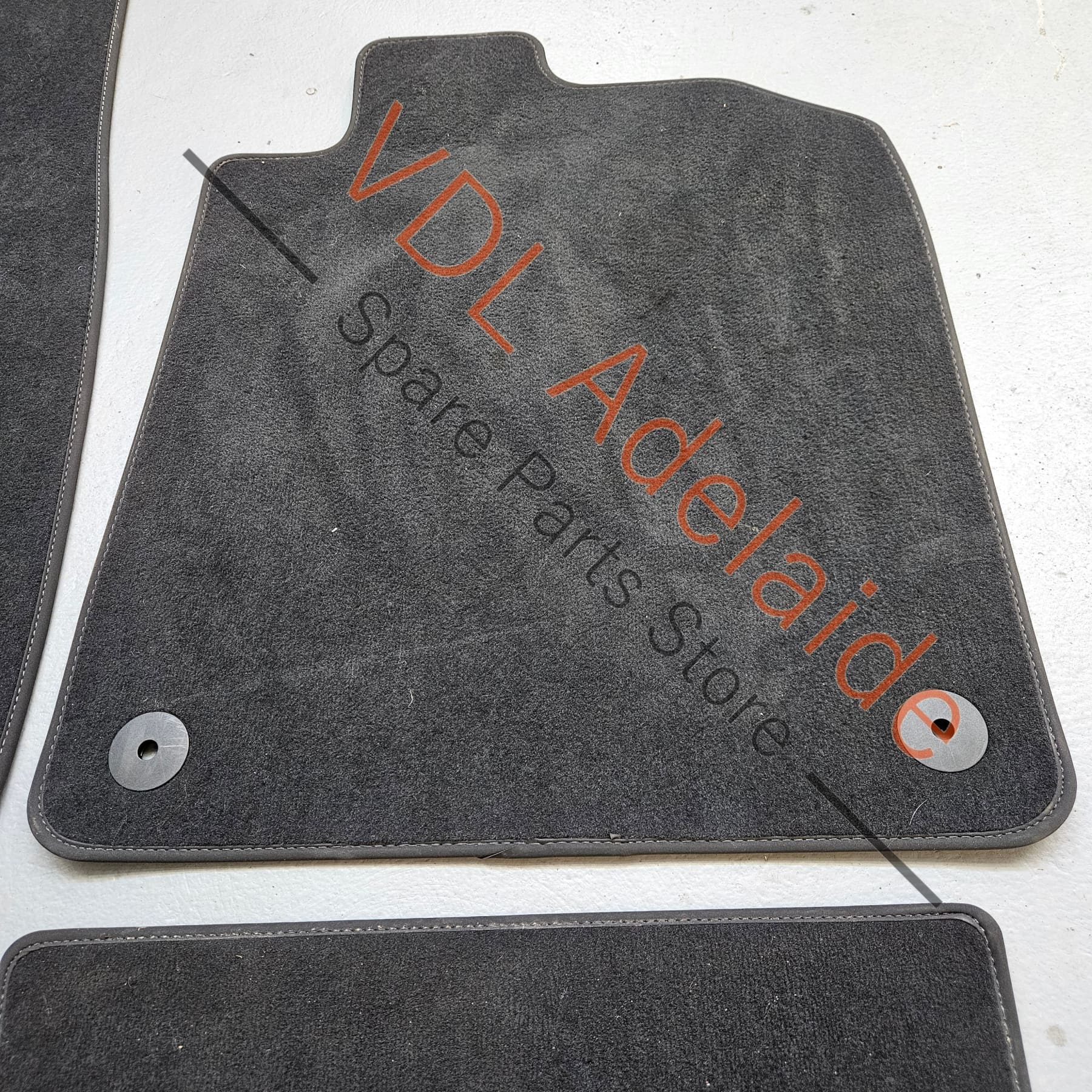 Genuine Floor Mat Set Audi e-Tron 4J3864435C OS5 - Image 3