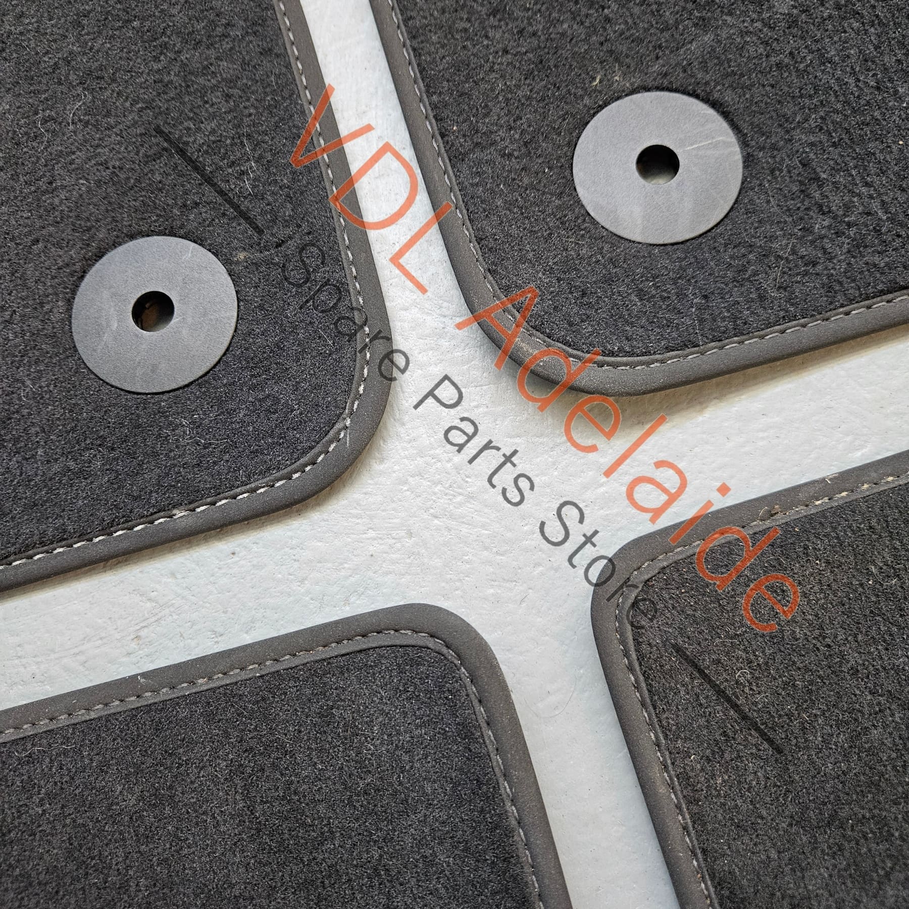 Genuine Floor Mat Set Audi e-Tron 4J3864435C OS5 - Image 5