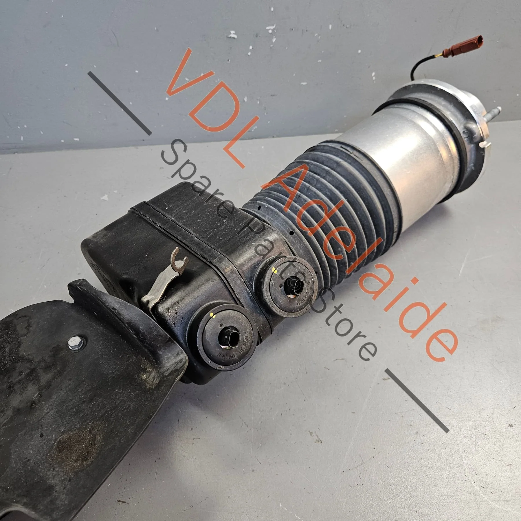 Audi e-Tron Porsche Taycan Front Right Suspension Shock Absorber 9J1616038F 9J1616038E - Image 6