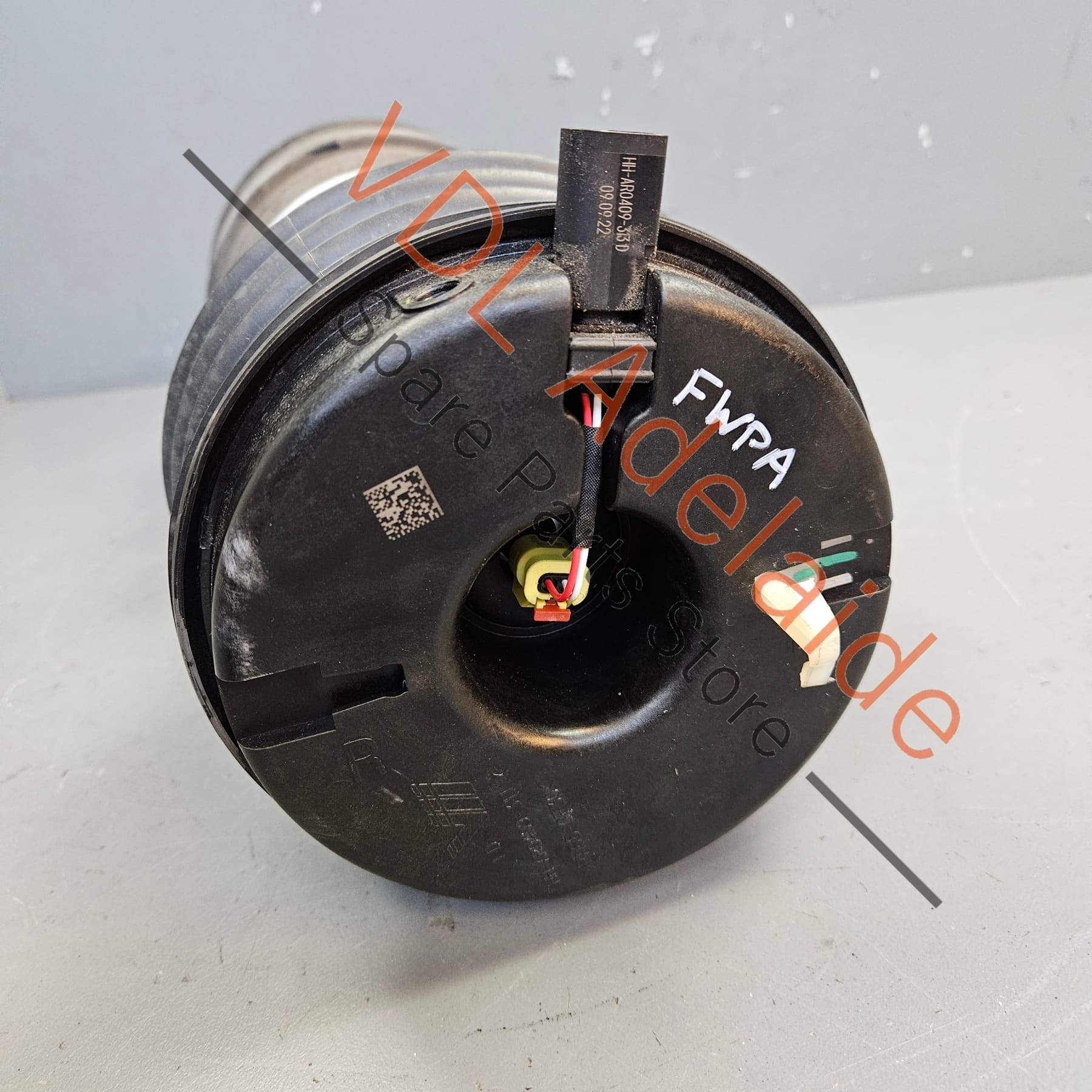 Audi e-Tron Porsche Taycan Rear Left Suspension Airbag Spring Cylinder 9J1616025C 9J1616025D - Image 5