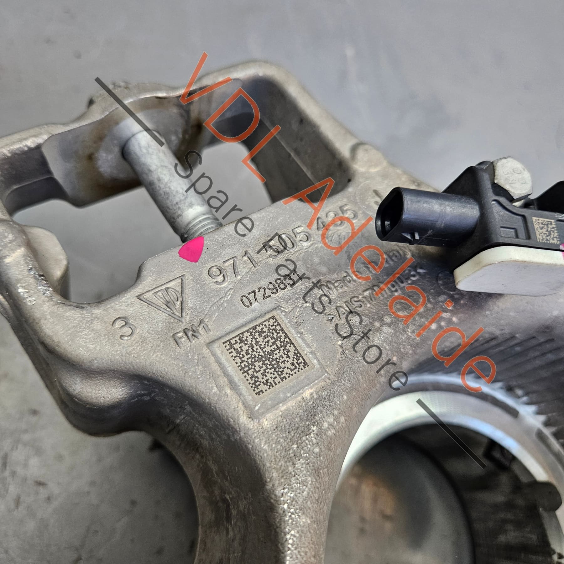Audi e-Tron Porsche Panamera Taycan Rear Left Suspension Hub Knuckle Wheel Bearing Housing 971505435J - Image 4