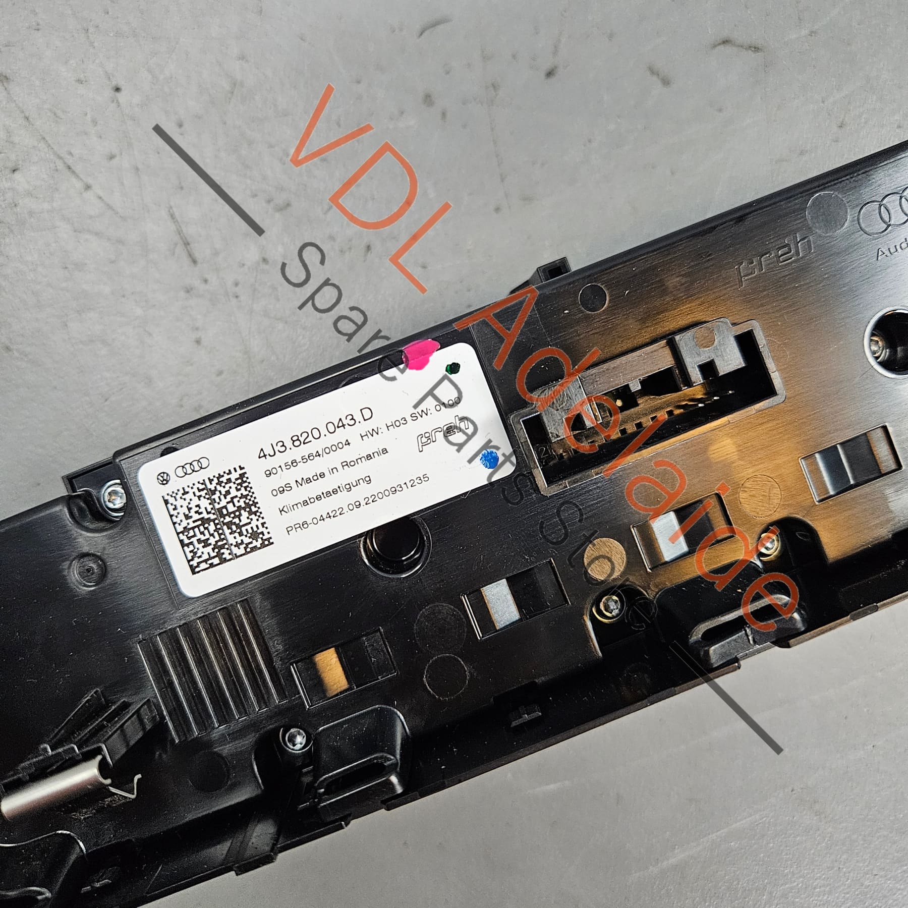 Audi e-Tron GT Centre A/C Air Conditioning Climate Display Switch 4J3820043K 4J3820043D - Image 3