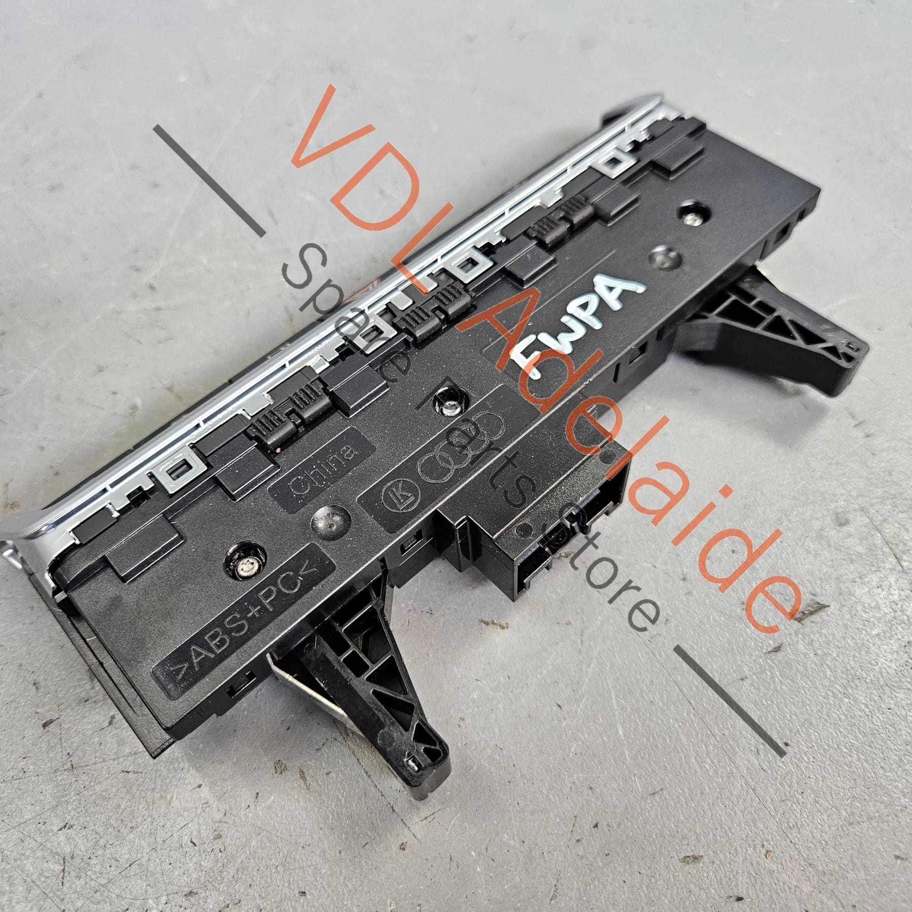 Audi e-Tron GT Dash Multiple Switch Drive Select Button 4J3925301F - Image 5