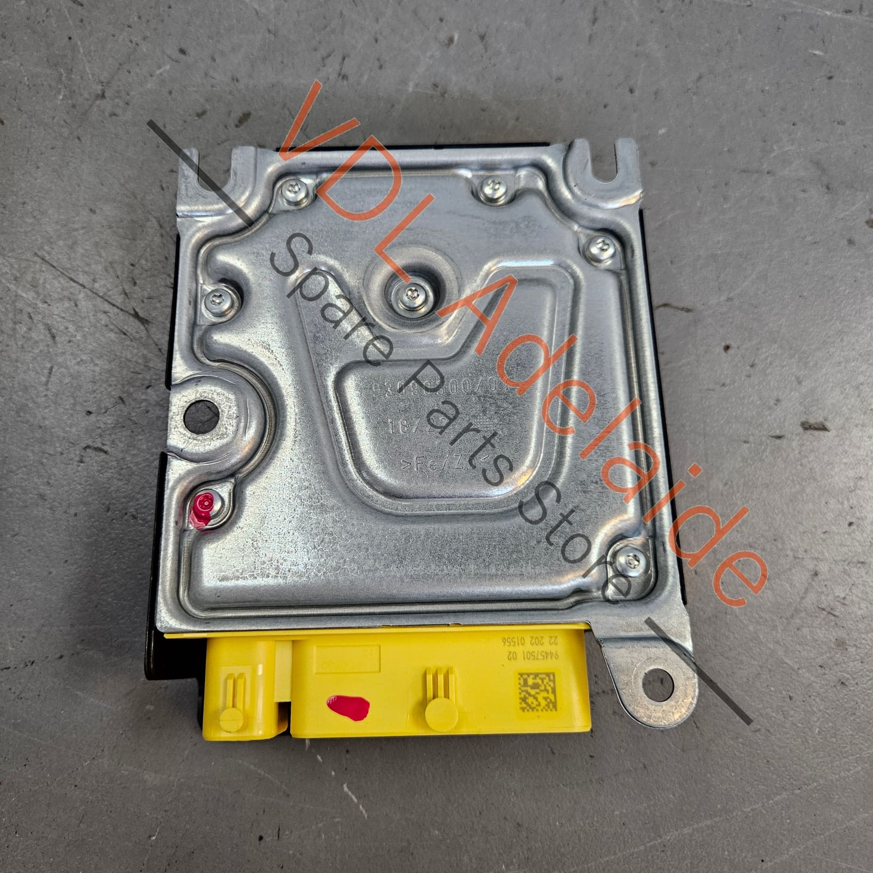 Audi e-Tron Airbag Control Module 992959655D - Image 4