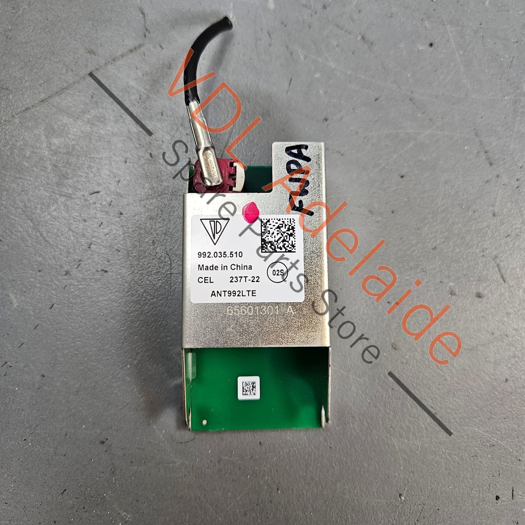 Audi Porsche Upper LTE Aerial Antenna 992035510 - Image 5
