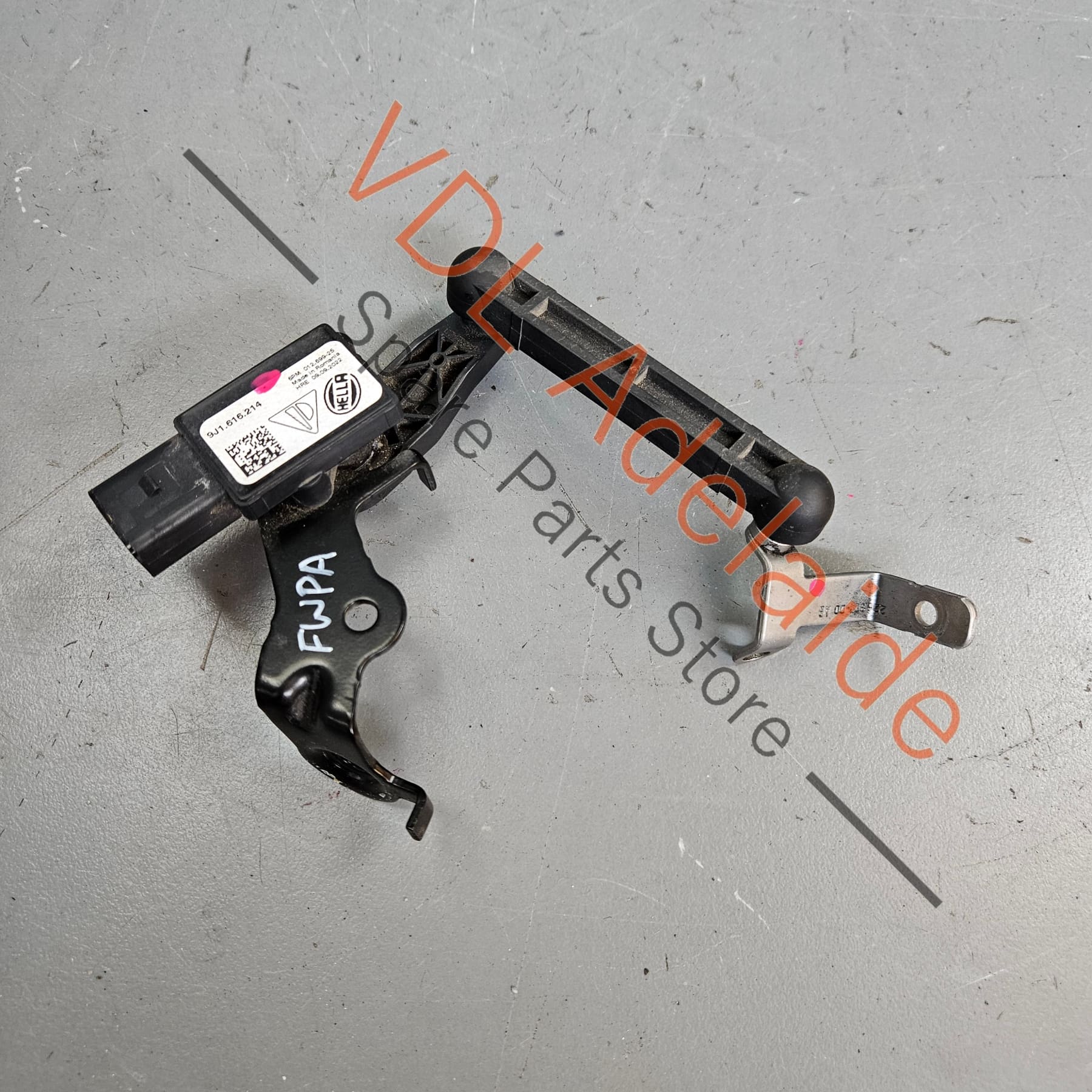 Audi e-Tron Porsche Taycan Right Front Suspension Level Sensor 9J1616214