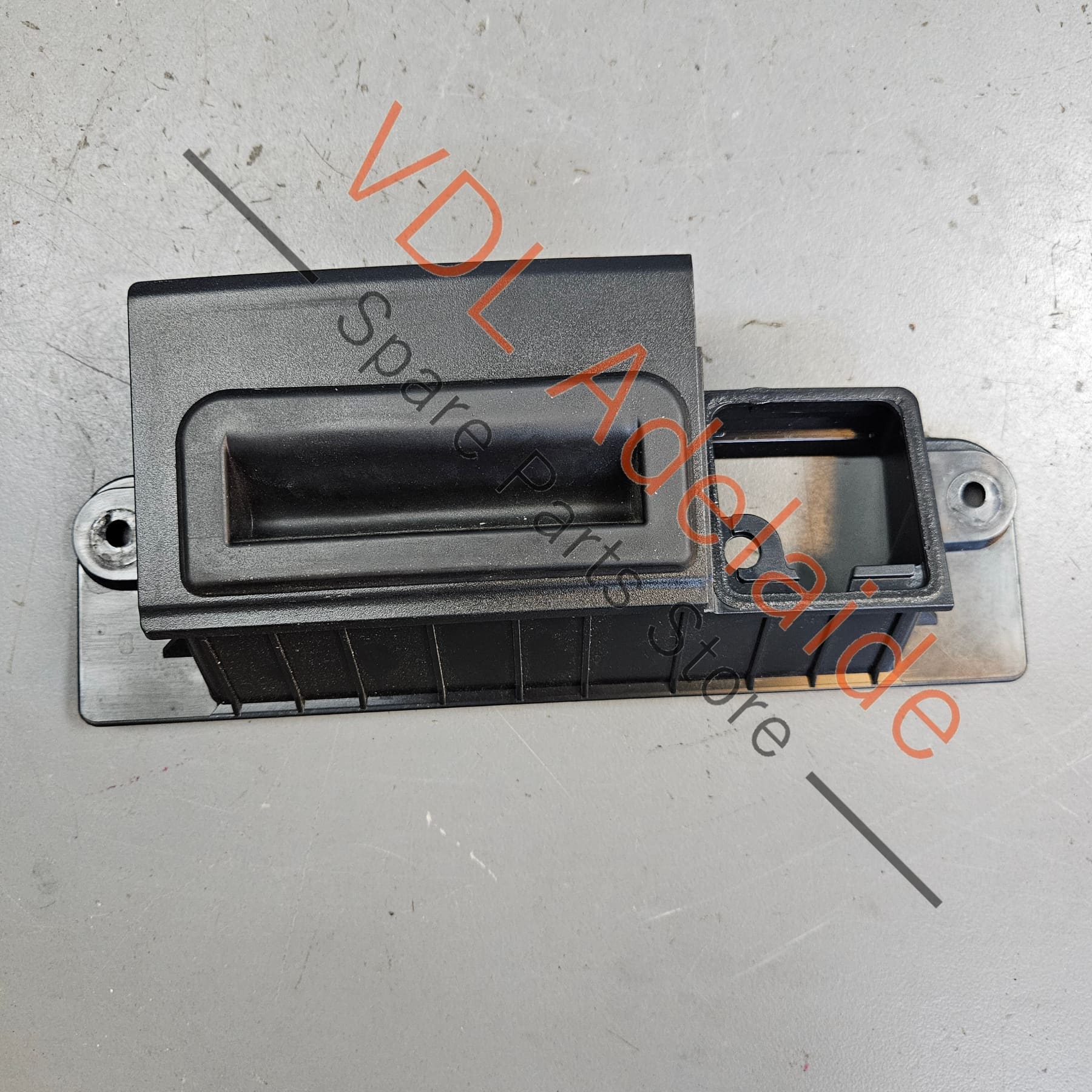 Audi e-Tron Rear Lid Boot Lock Open Release Button Switch 6V0827566
