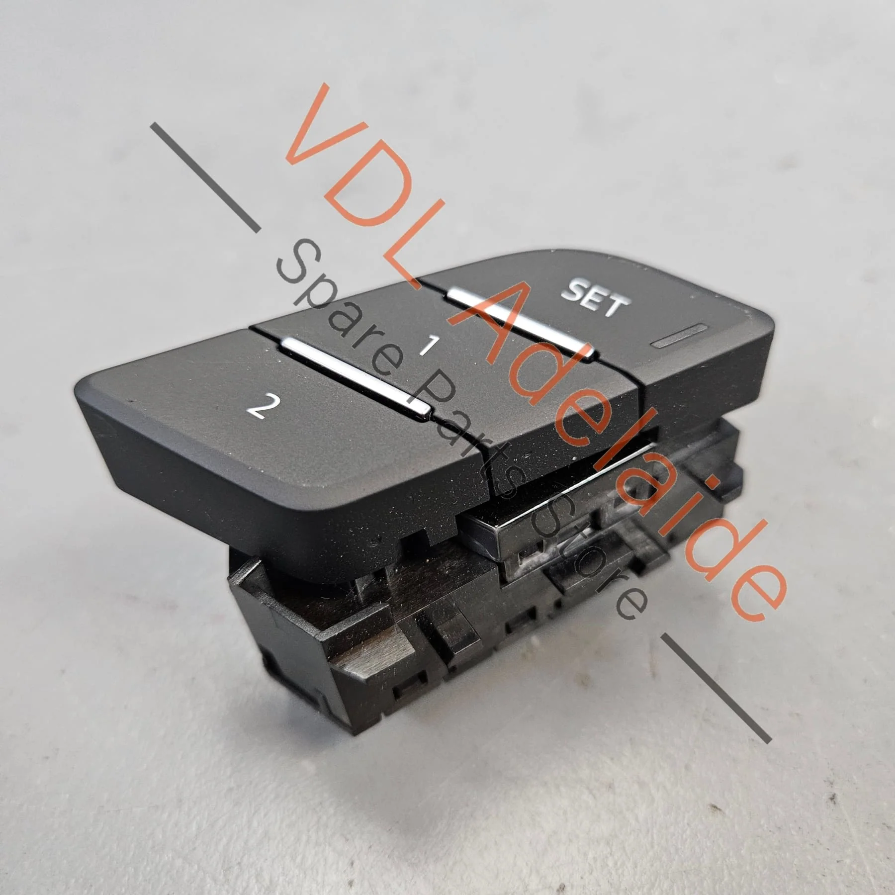 Audi e-Tron GT Switch for Memory Seat Right Side 8W0959770 5PR - Image 2