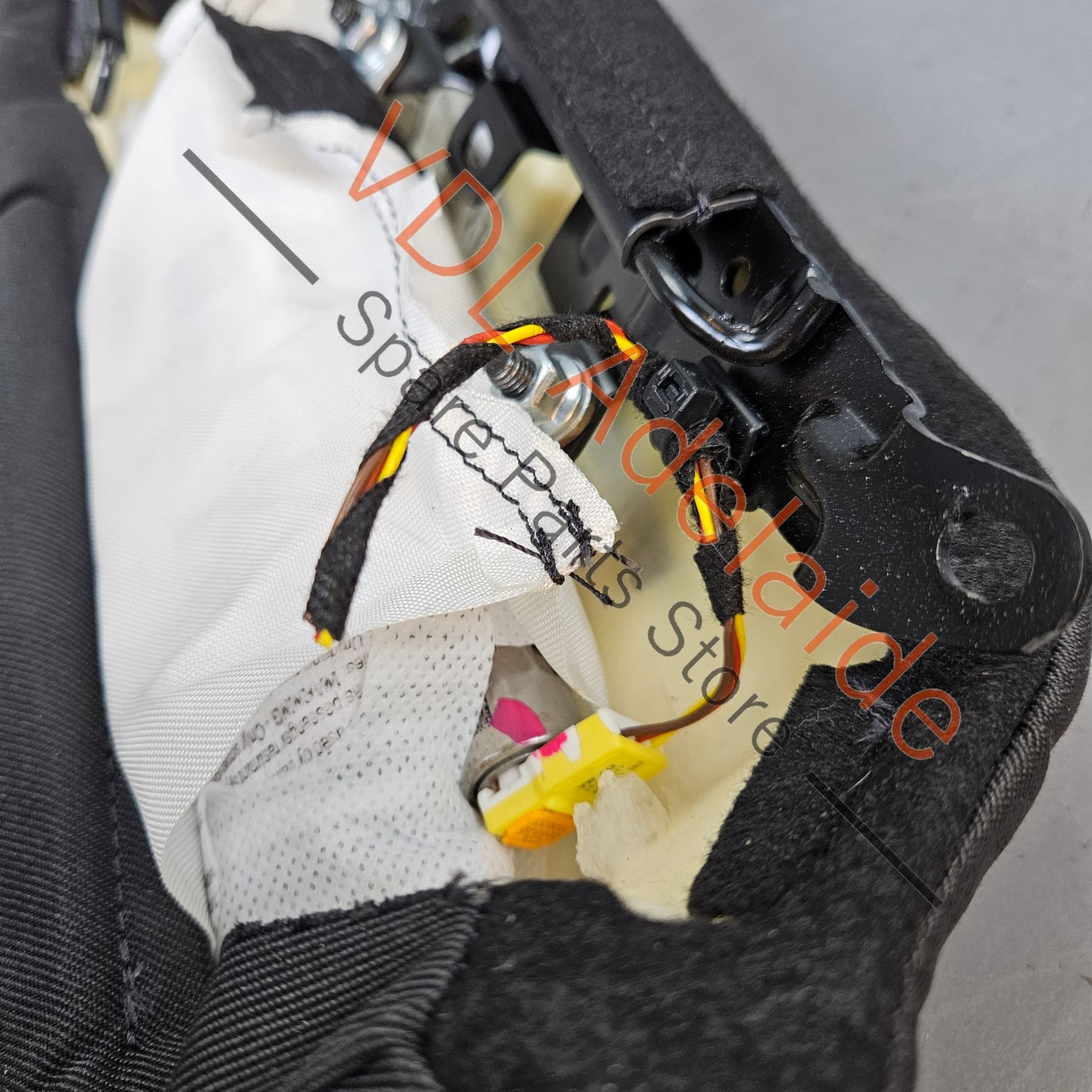 Audi e-Tron GT Rear Right Passenger Airbag Kit 9J1880442E - Image 9