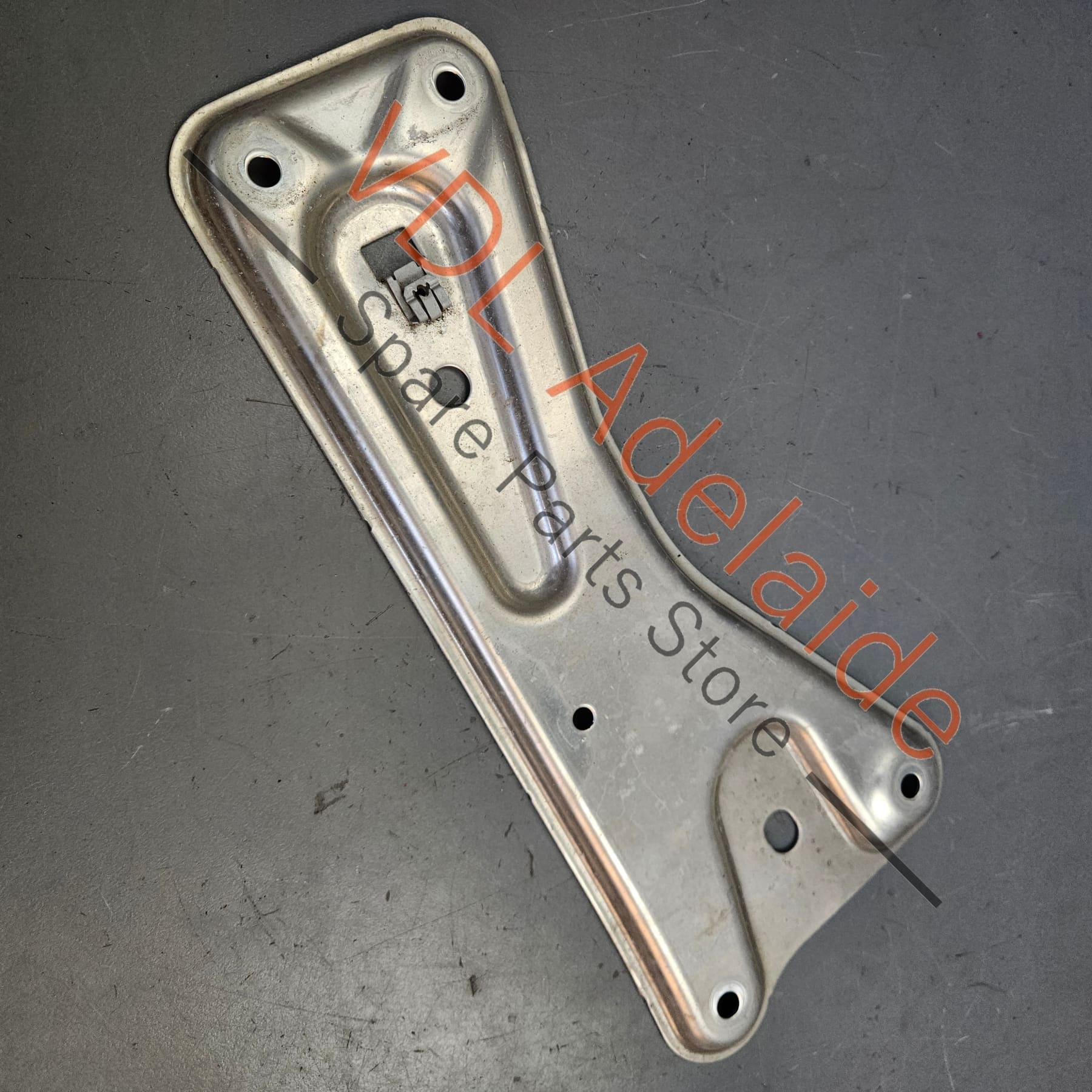 Audi e-Tron Front Left Chassis Stiffening Bracket Plate Reinforcement 9J1407129E - Image 4