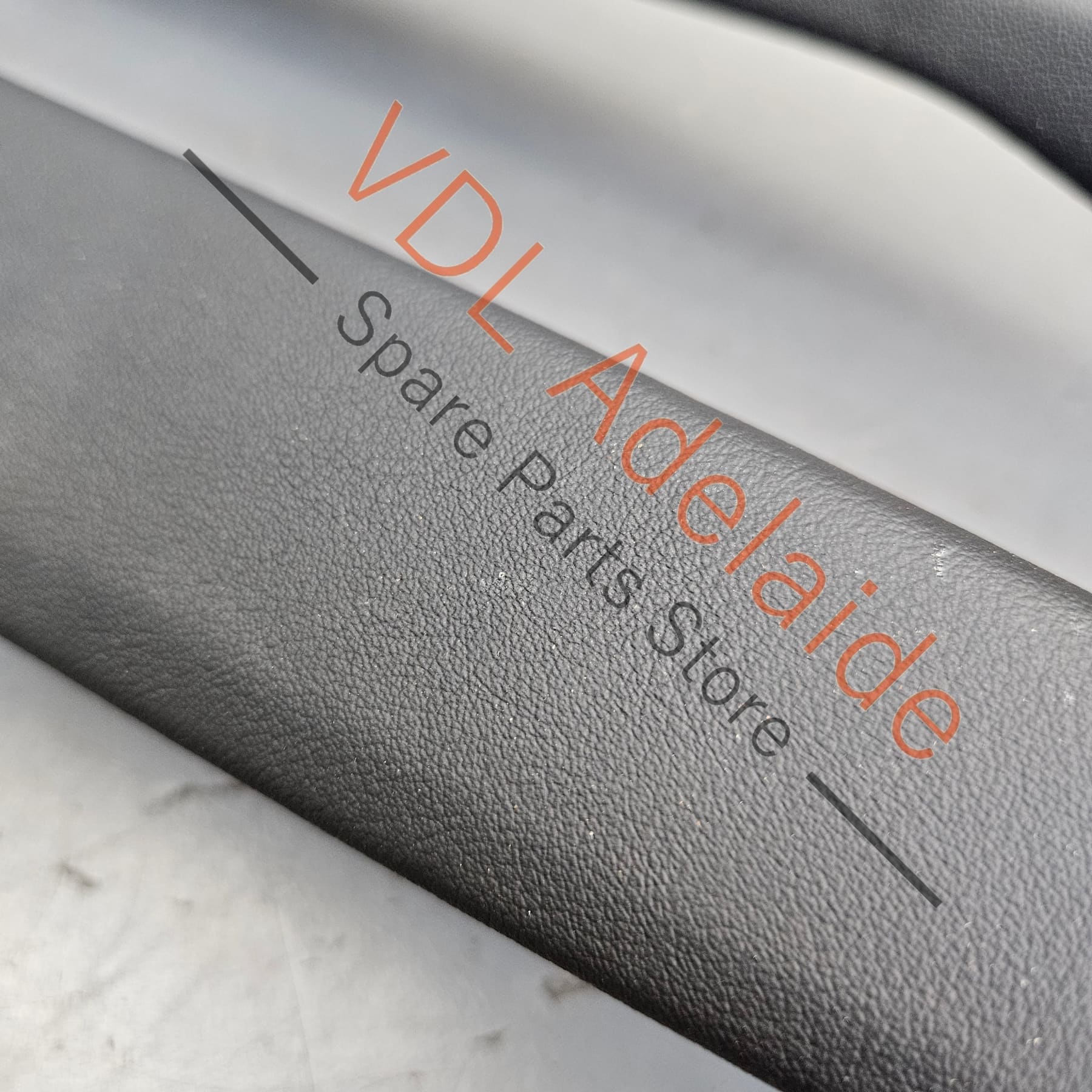 Pair of Audi e-Tron GT Interior Centre Console Leatherette Side Covers 4J3864147 38M 4J3864148 38M - Image 5