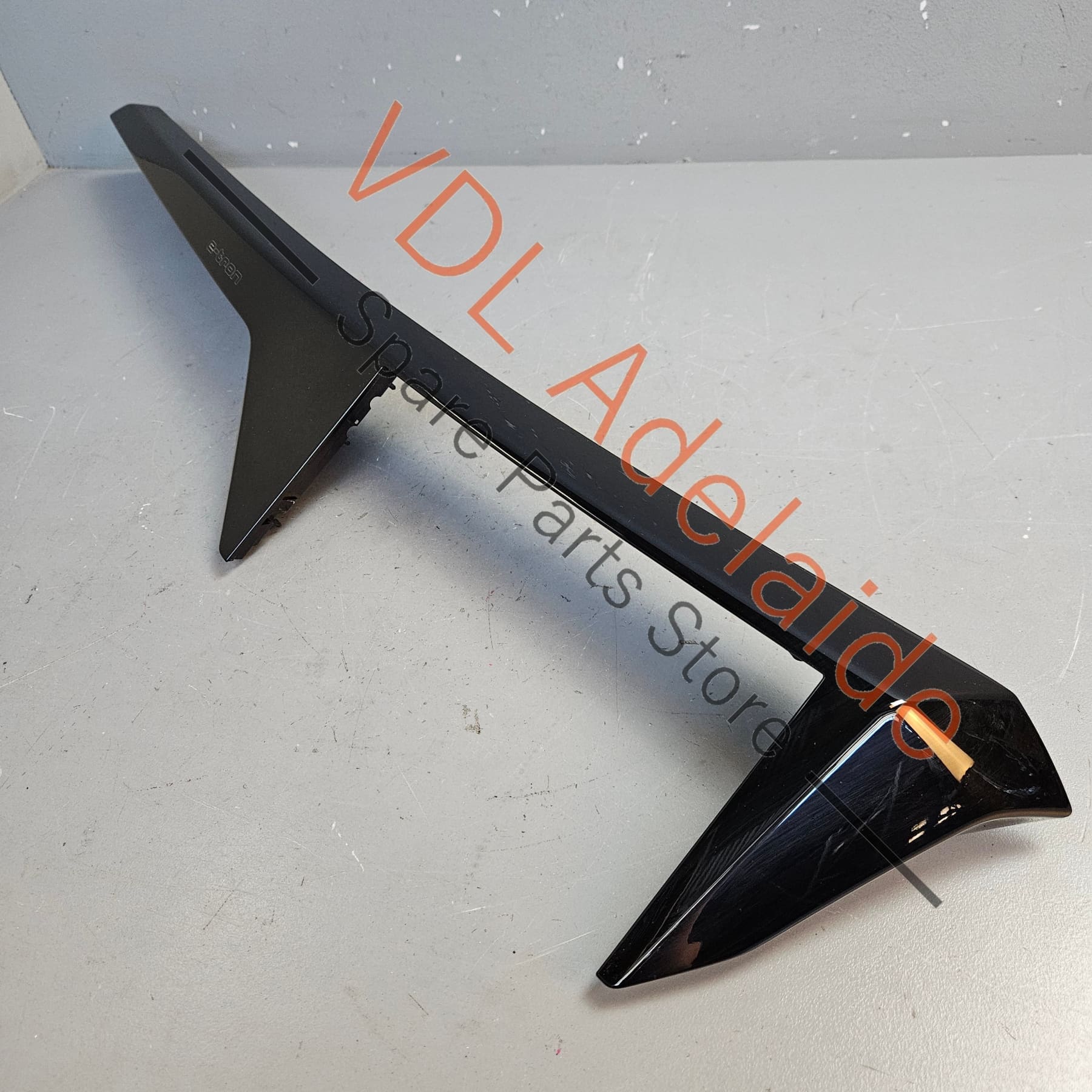 Audi e-Tron Gloss Black Interior Dashboard Trim 4J3857212A - Image 4