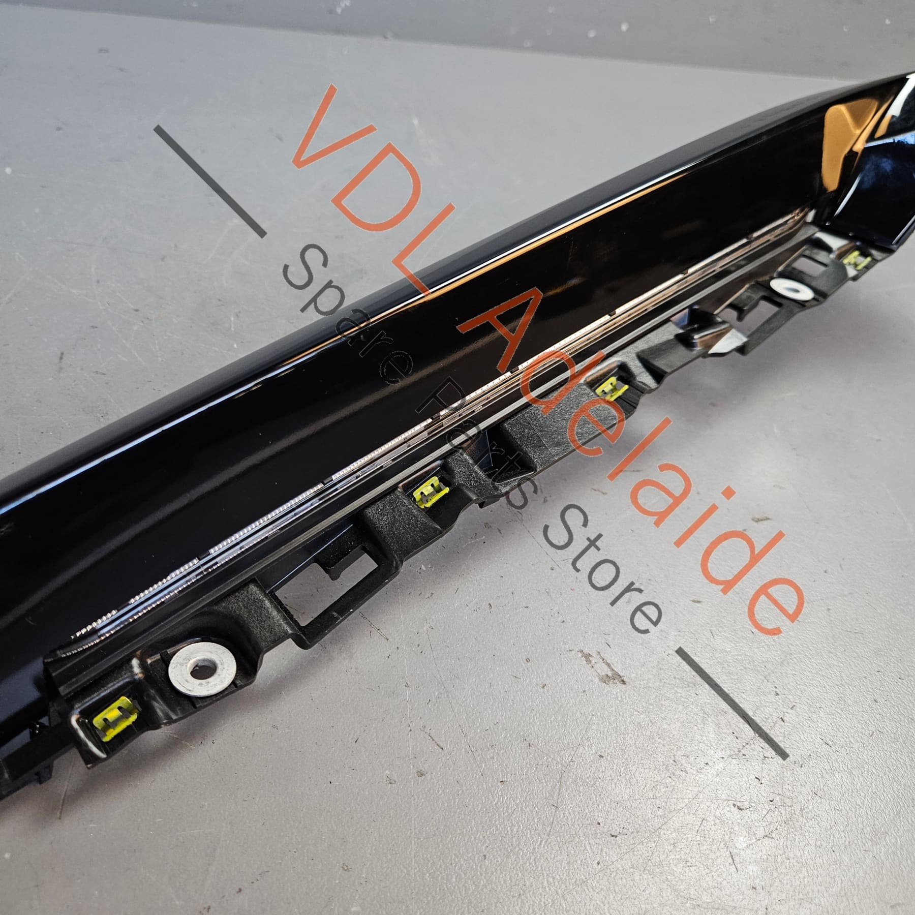 Audi e-Tron Gloss Black Interior Dashboard Trim 4J3857212A - Image 7
