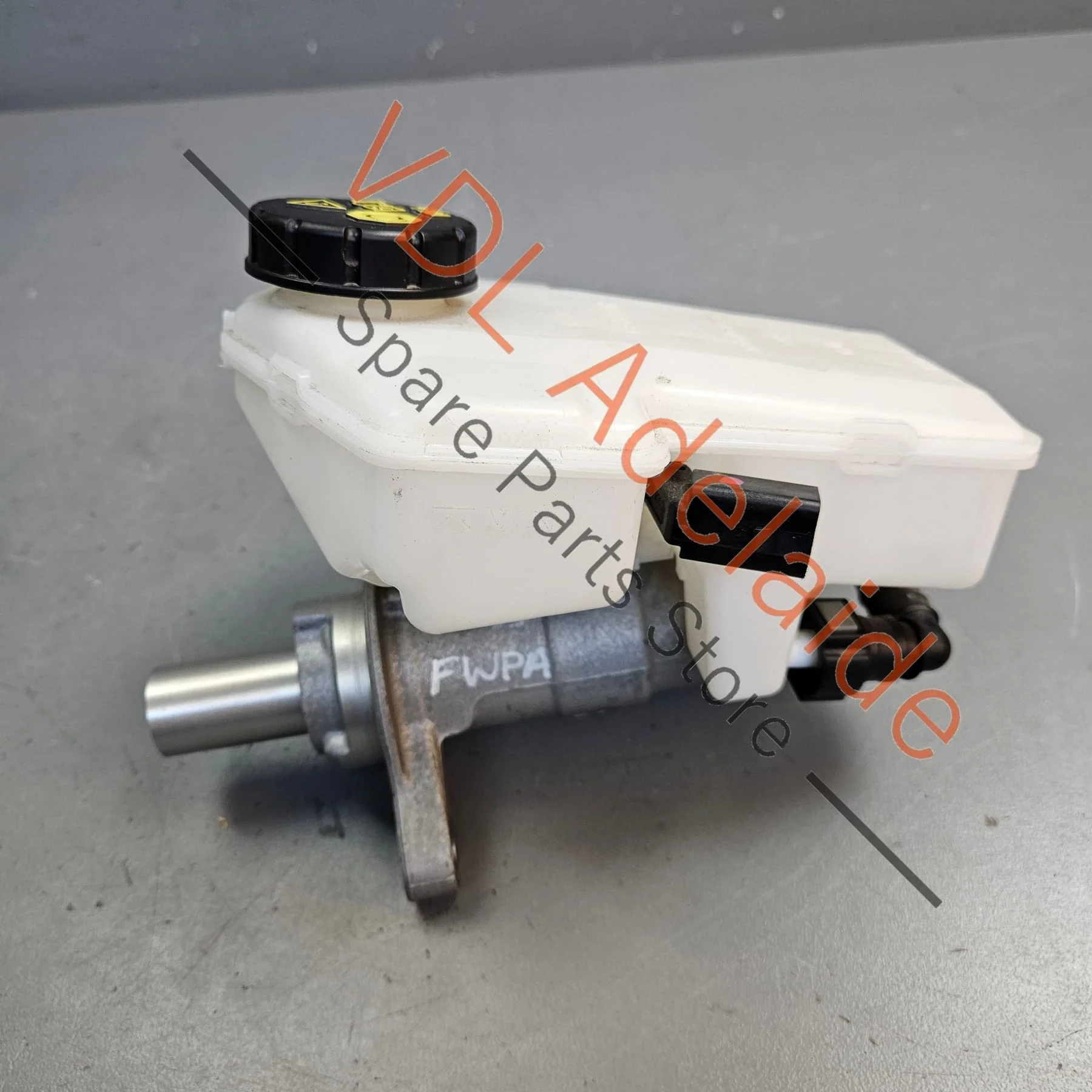 Audi e-Tron Porsche Taycan Brake Master Cylinder 992698181A