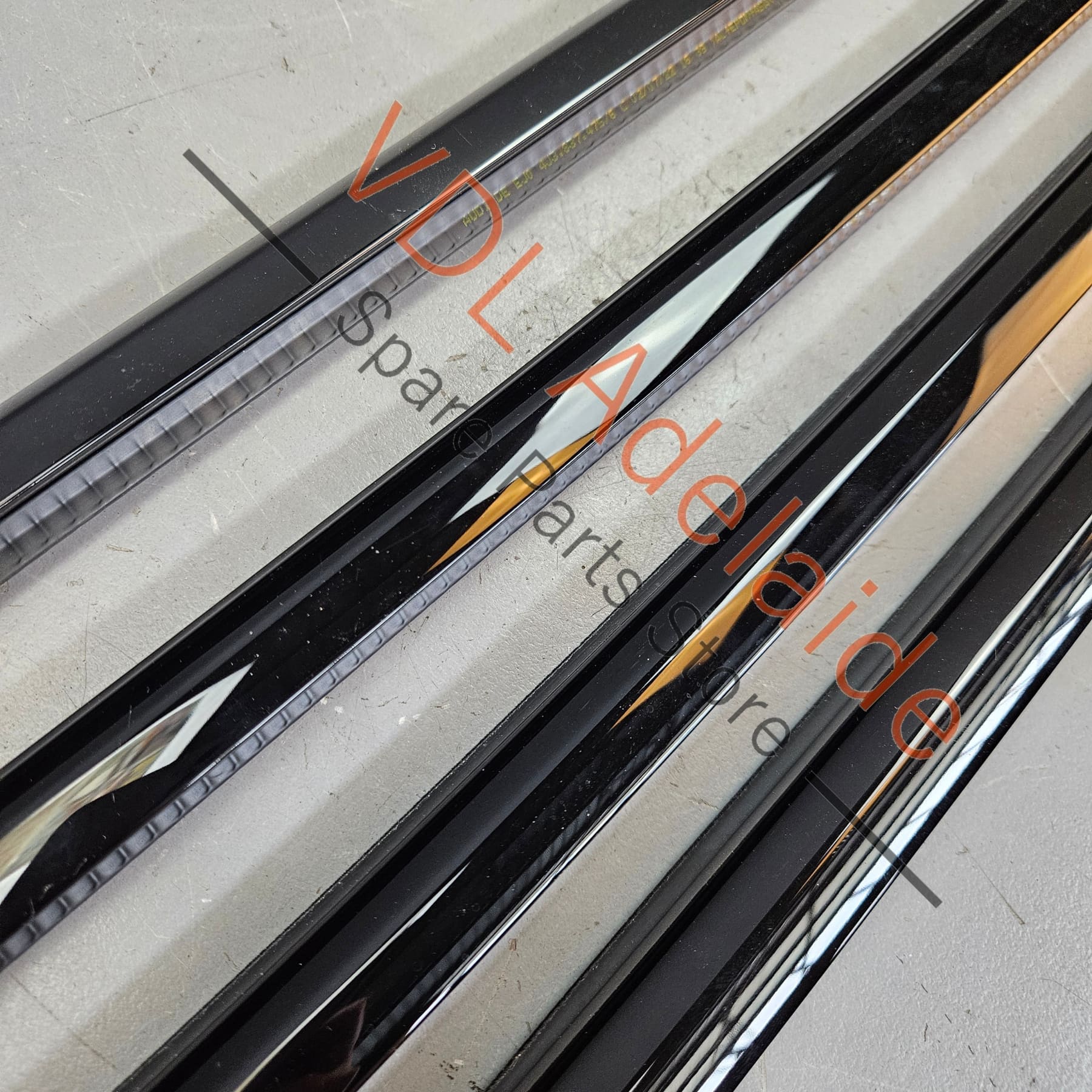 Audi e-Tron GT Door Aperture Window Slot Seal Gloss Black Exterior Moulding Set - Image 4