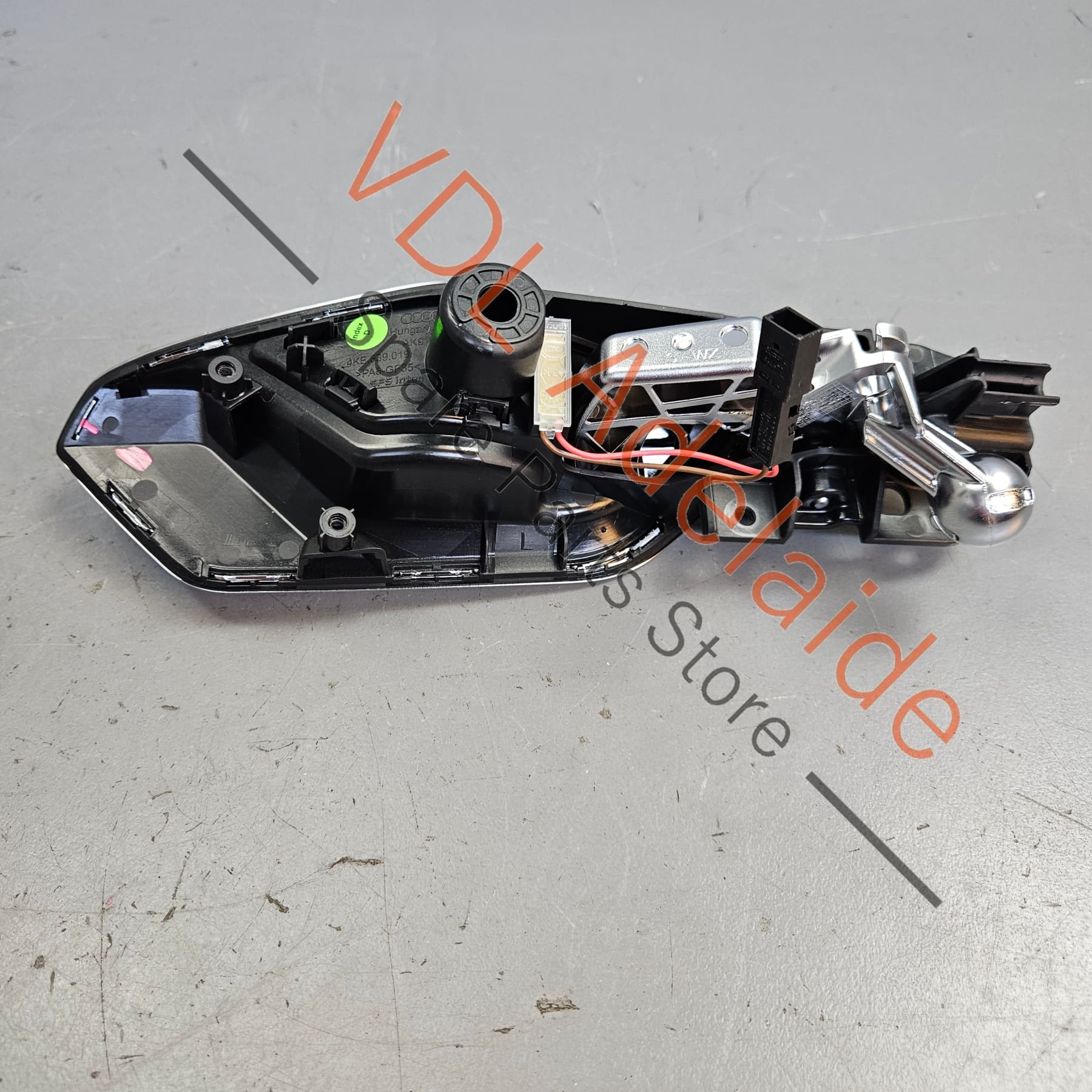 Audi e-Tron Interior Door Handle Pull Left Rear 4KE839019D 4PK - Image 6