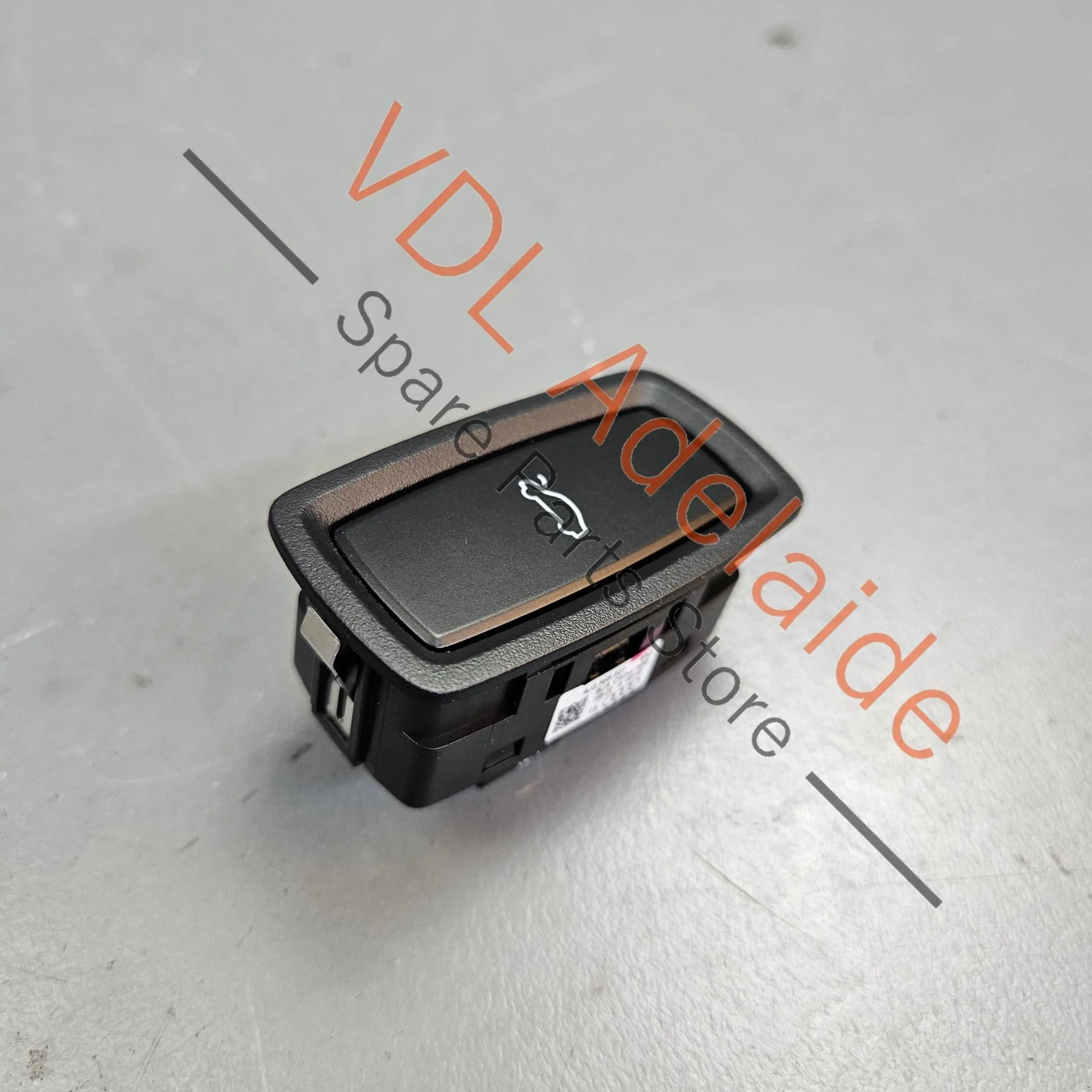 Audi Boot Lid Lock Button Switch 4J3959831 6N3 - Image 4