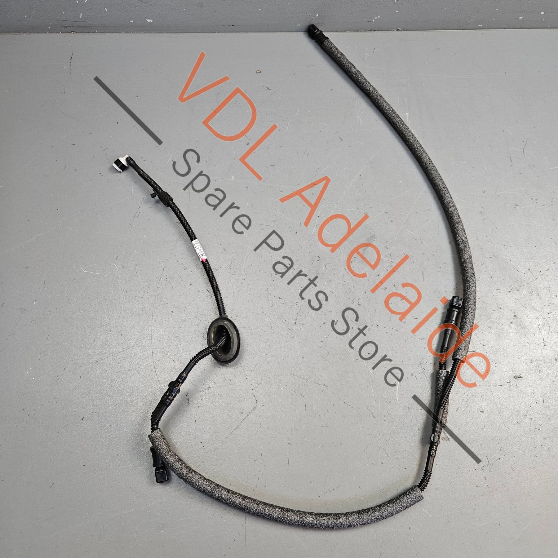Audi e-Tron Windscreen Washer Hose Pipe Tube 4J3955667
