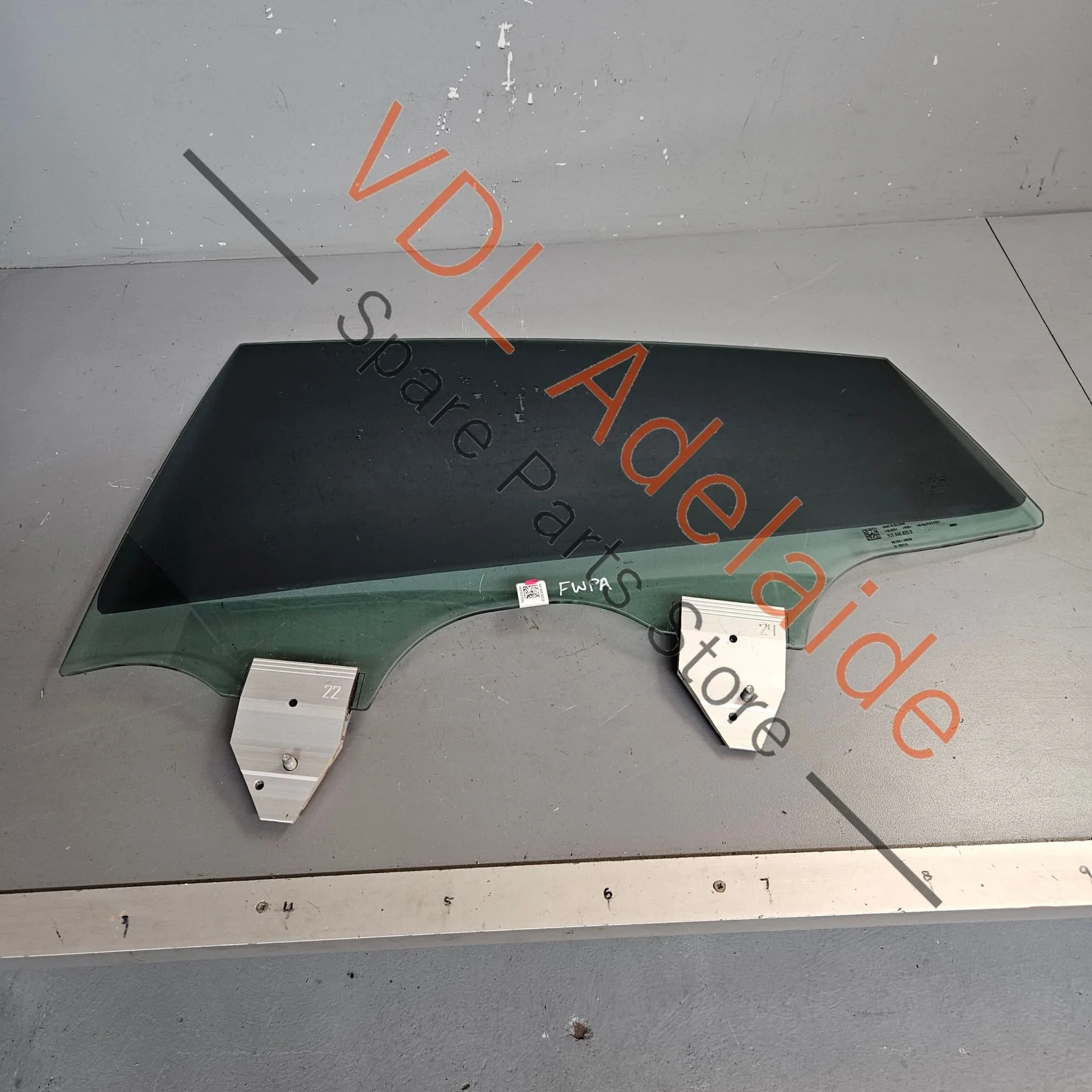 Audi e-Tron GT Rear Left Door Window Glass 9J1845025D - Image 3