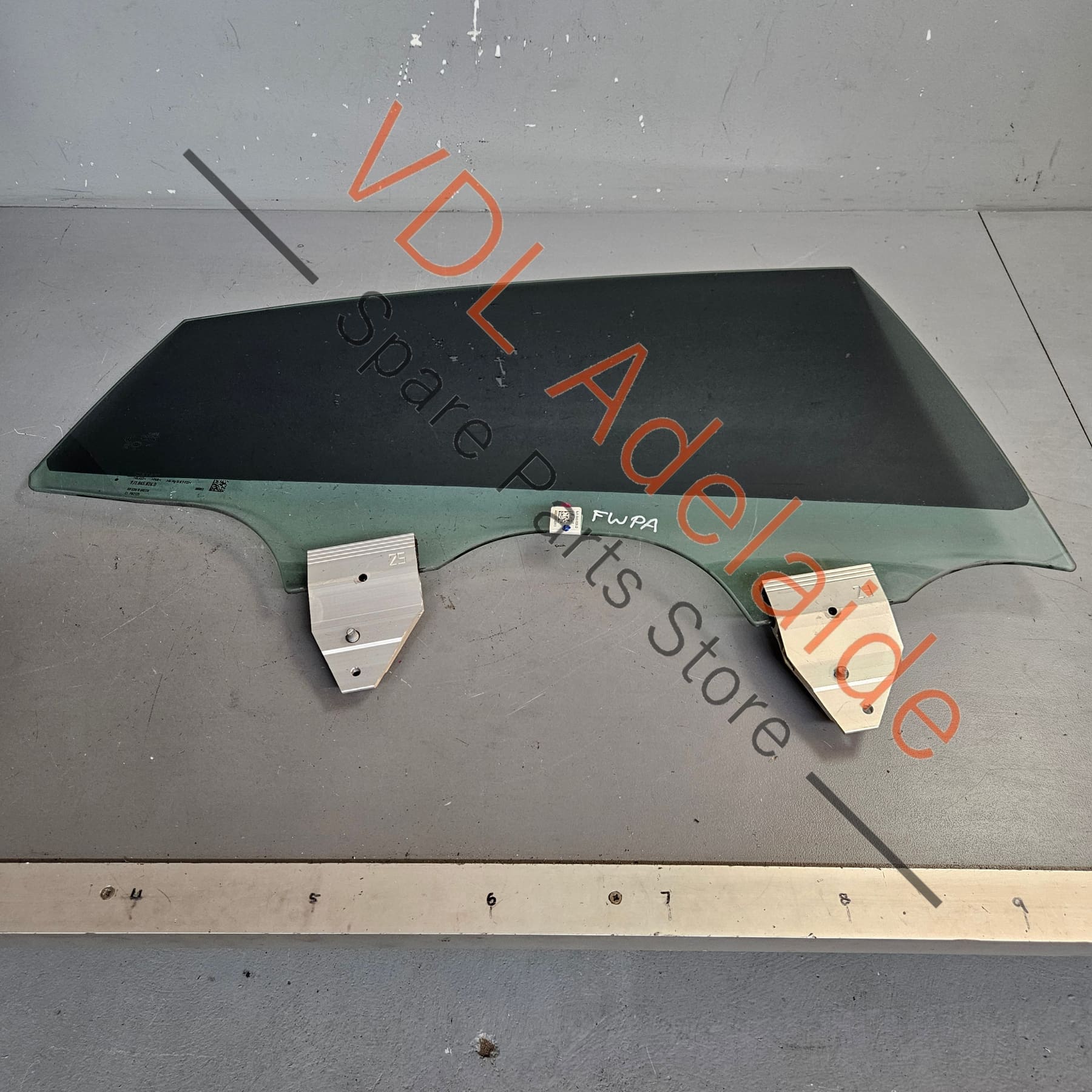Audi e-Tron GT Rear Right Door Window Glass 9J1845026D - Image 3