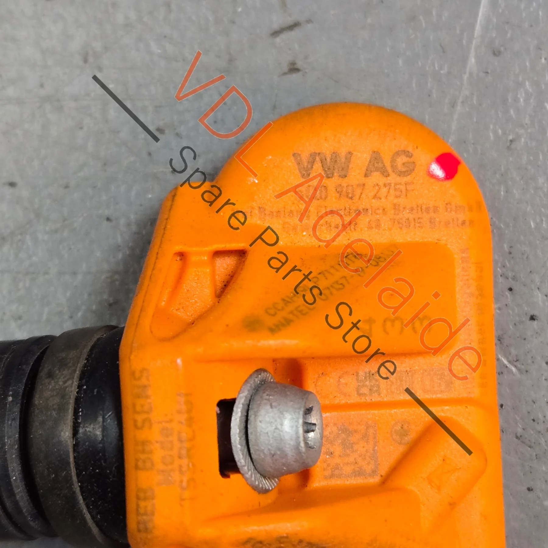VW Audi Porsche Tyre Pressure Monitoring Sensor 5Q0907275F - Image 4