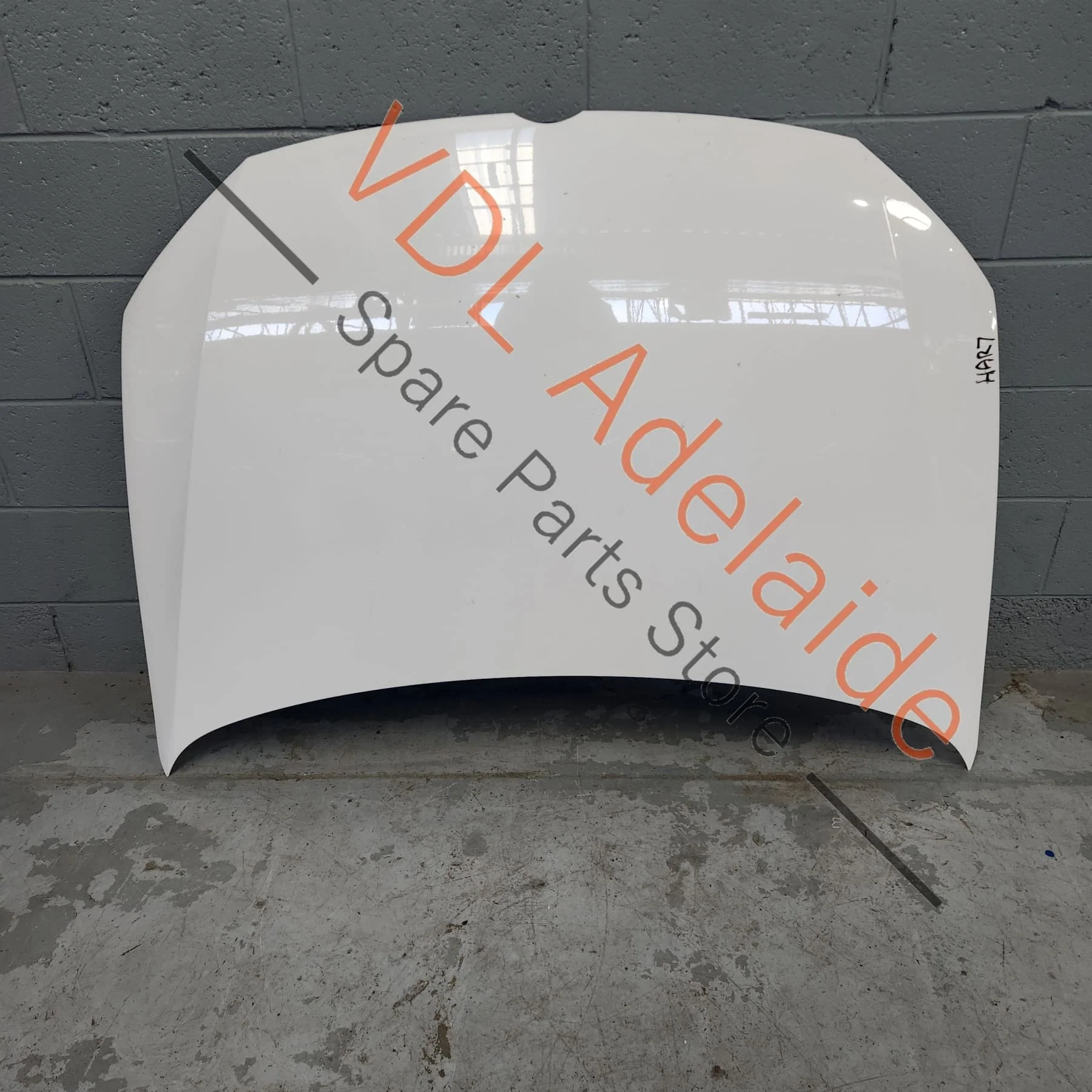 VW Polo 6R MK5 Bonnet Hood Panel Candy White B4 / B9A