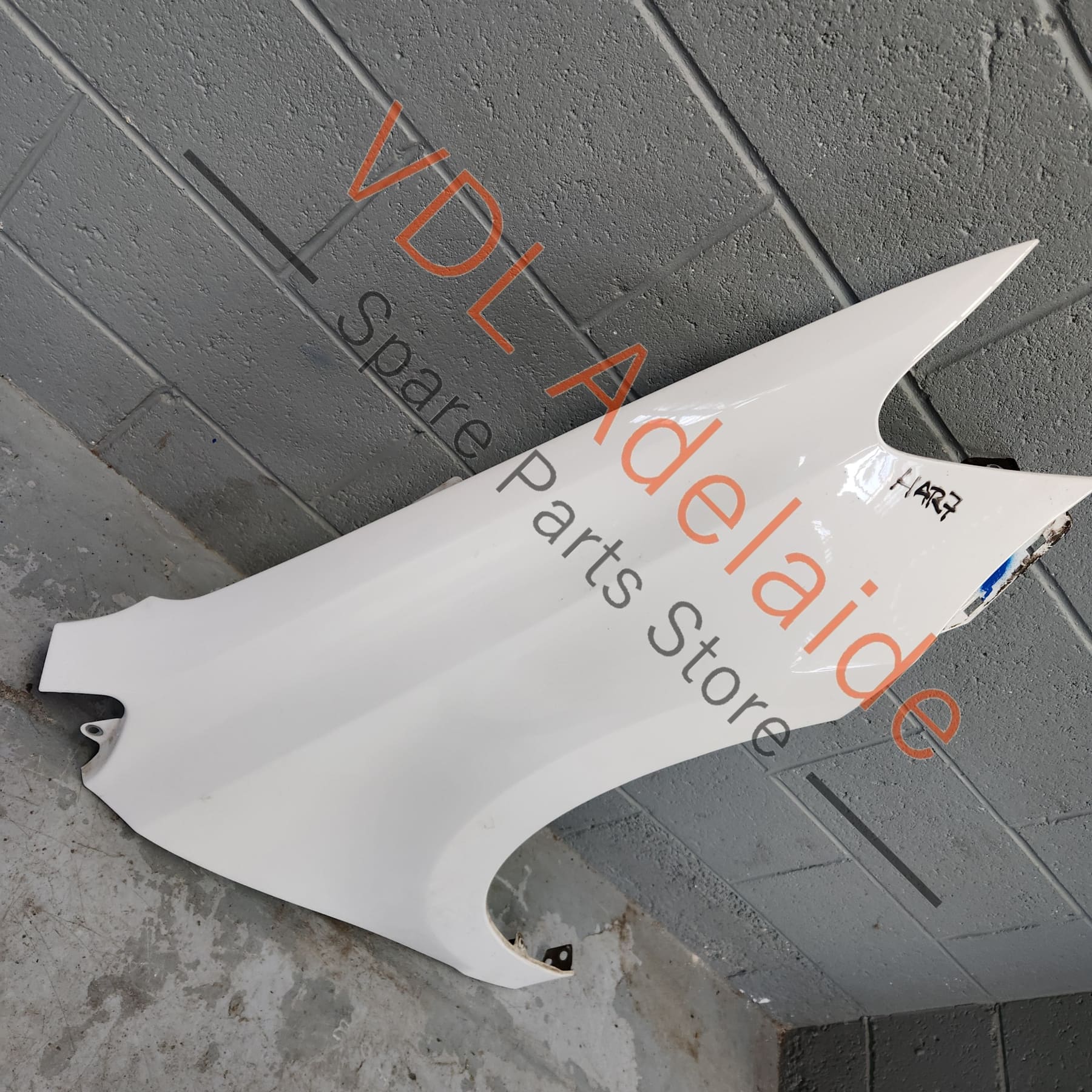 VW Polo 6R Front Right Fender Mudguard Wing Panel Candy White B4 / B9A - Image 3