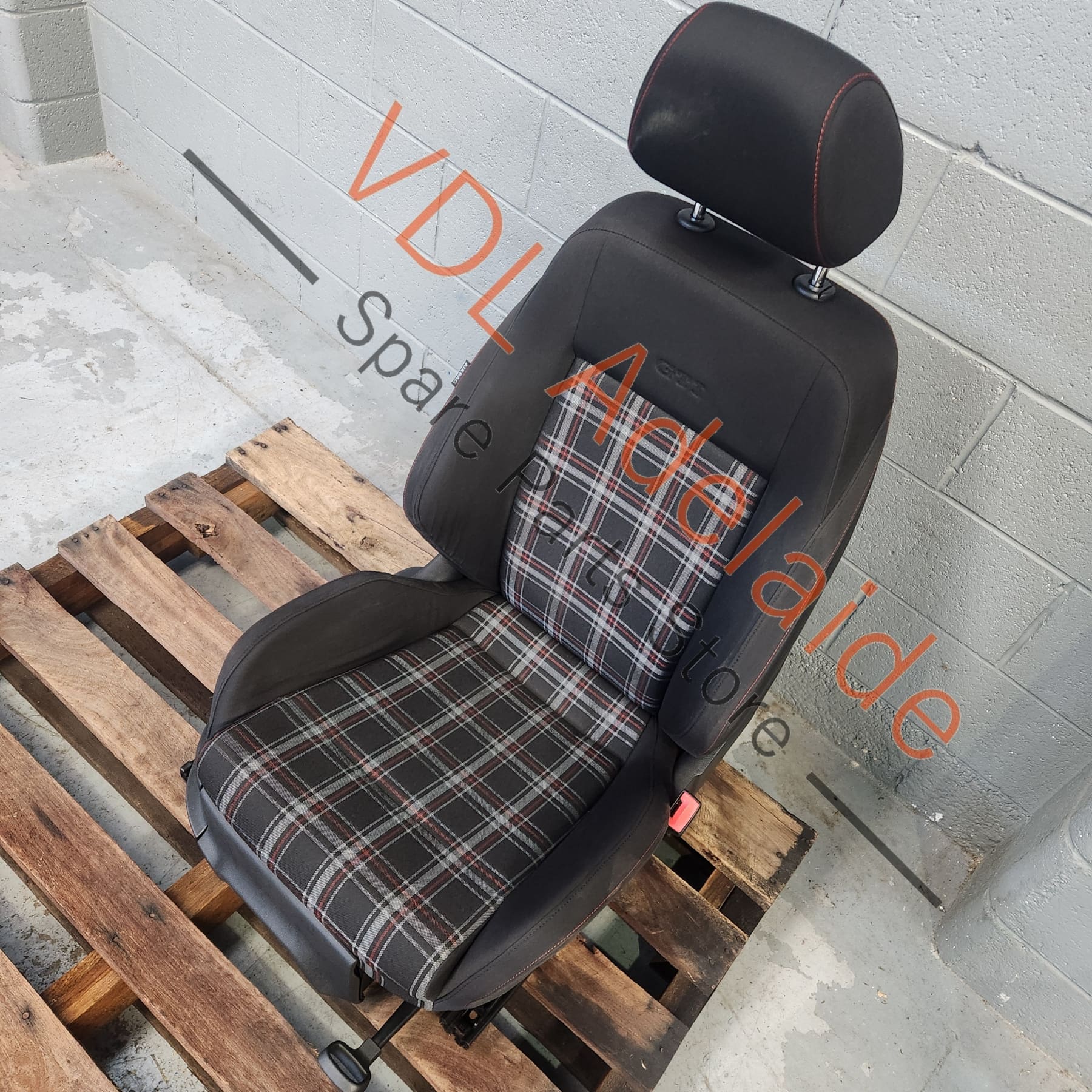 VW Polo Gti 6R Tartan Fabric Cloth Front Right Drivers Seat - Image 2